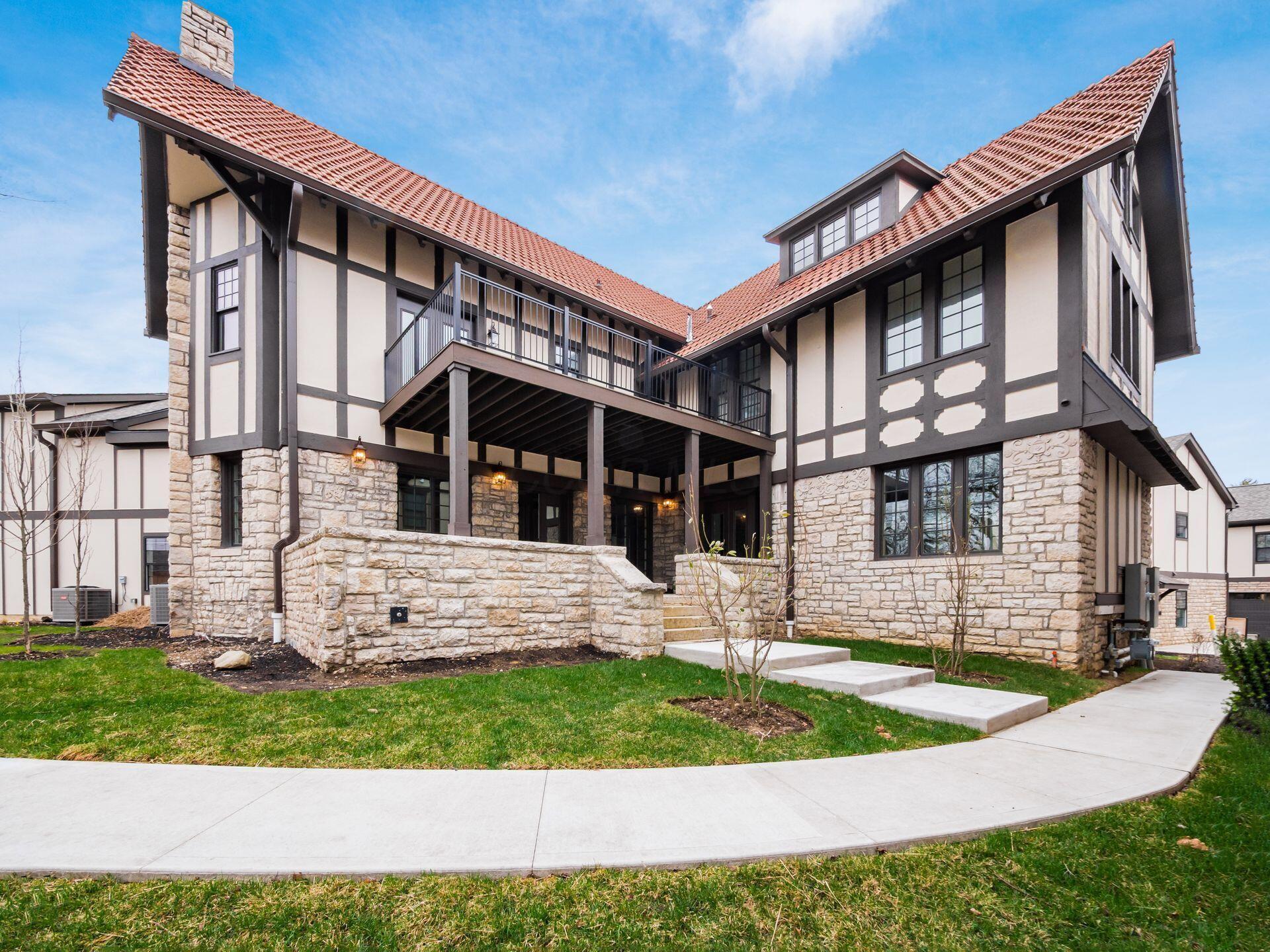 2015 W 5th Avenue, 103 Property Photo 81