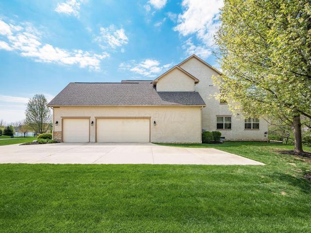 992 Elderberry Loop Property Photo 5