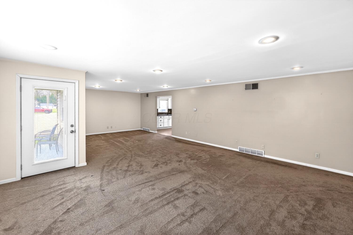 307 Harcourt Road Property Photo 14