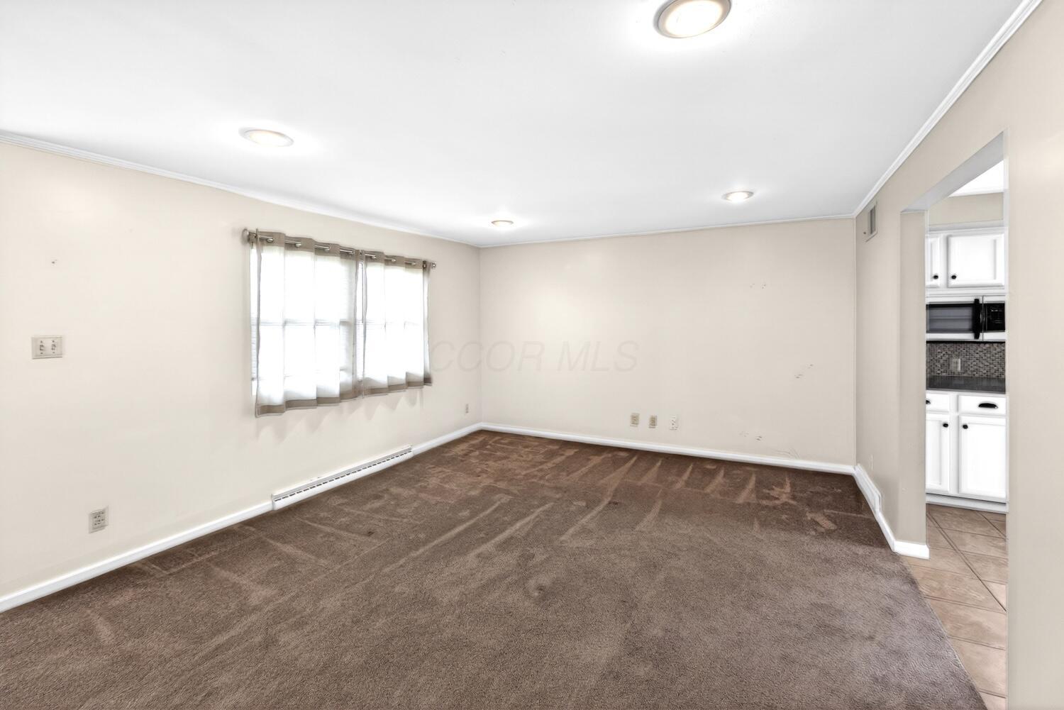 307 Harcourt Road Property Photo 15