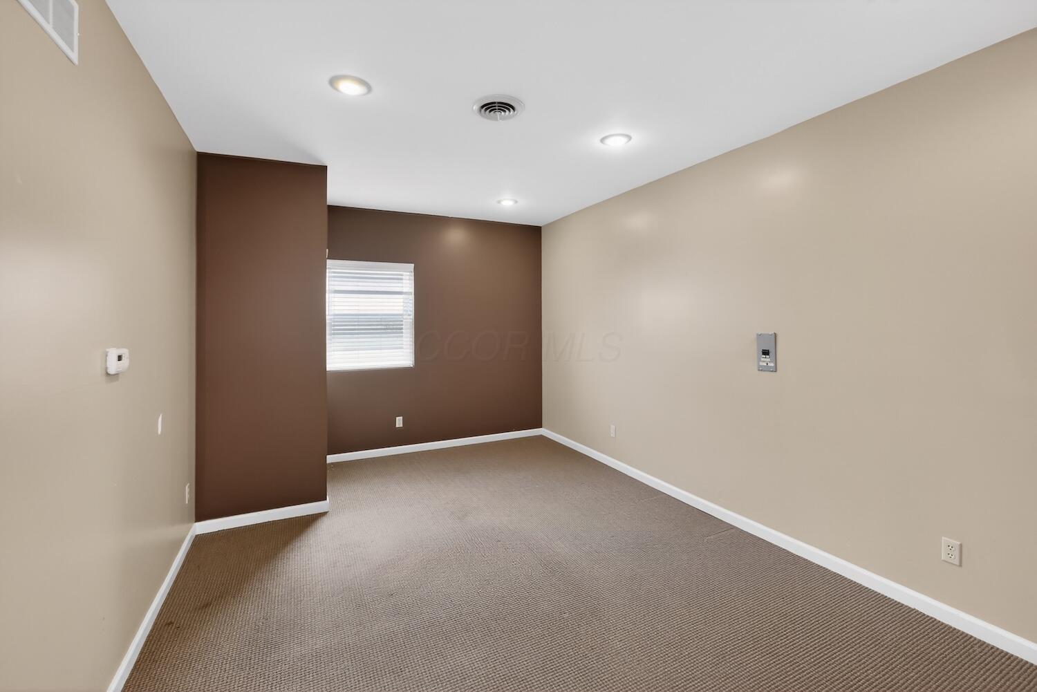 307 Harcourt Road Property Photo 22