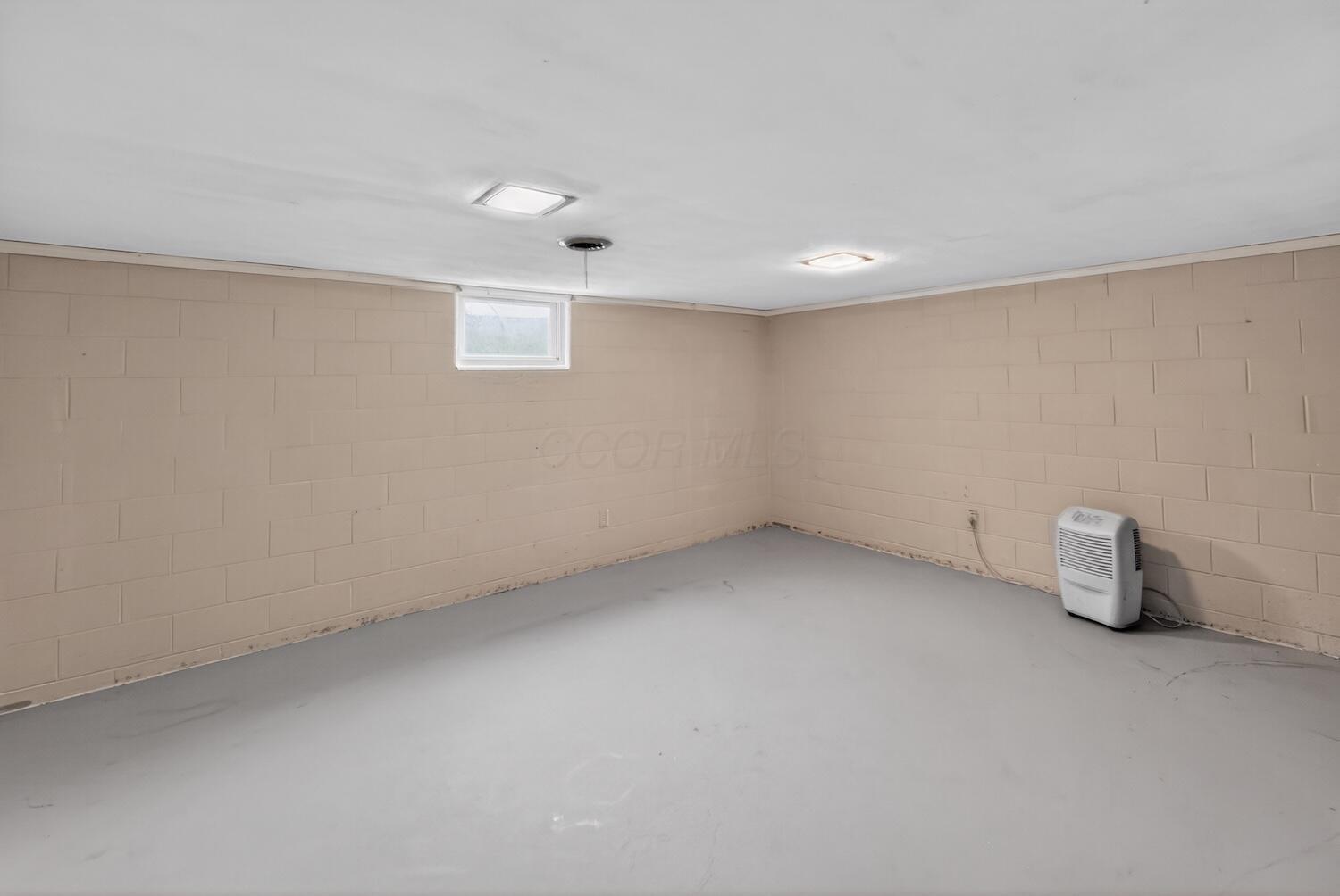 307 Harcourt Road Property Photo 32