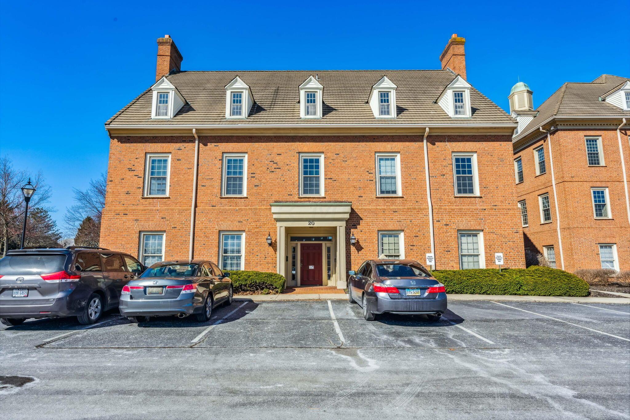 20 Northwoods Boulevard, 20A Property Photo 1