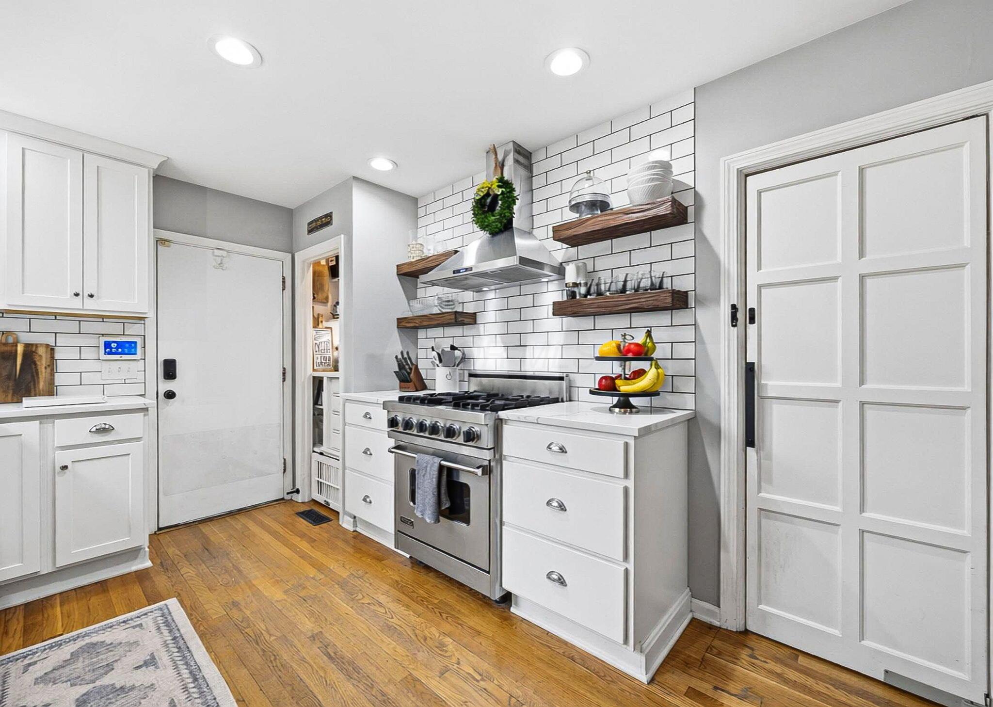 2808 E Broad Street Property Photo 7