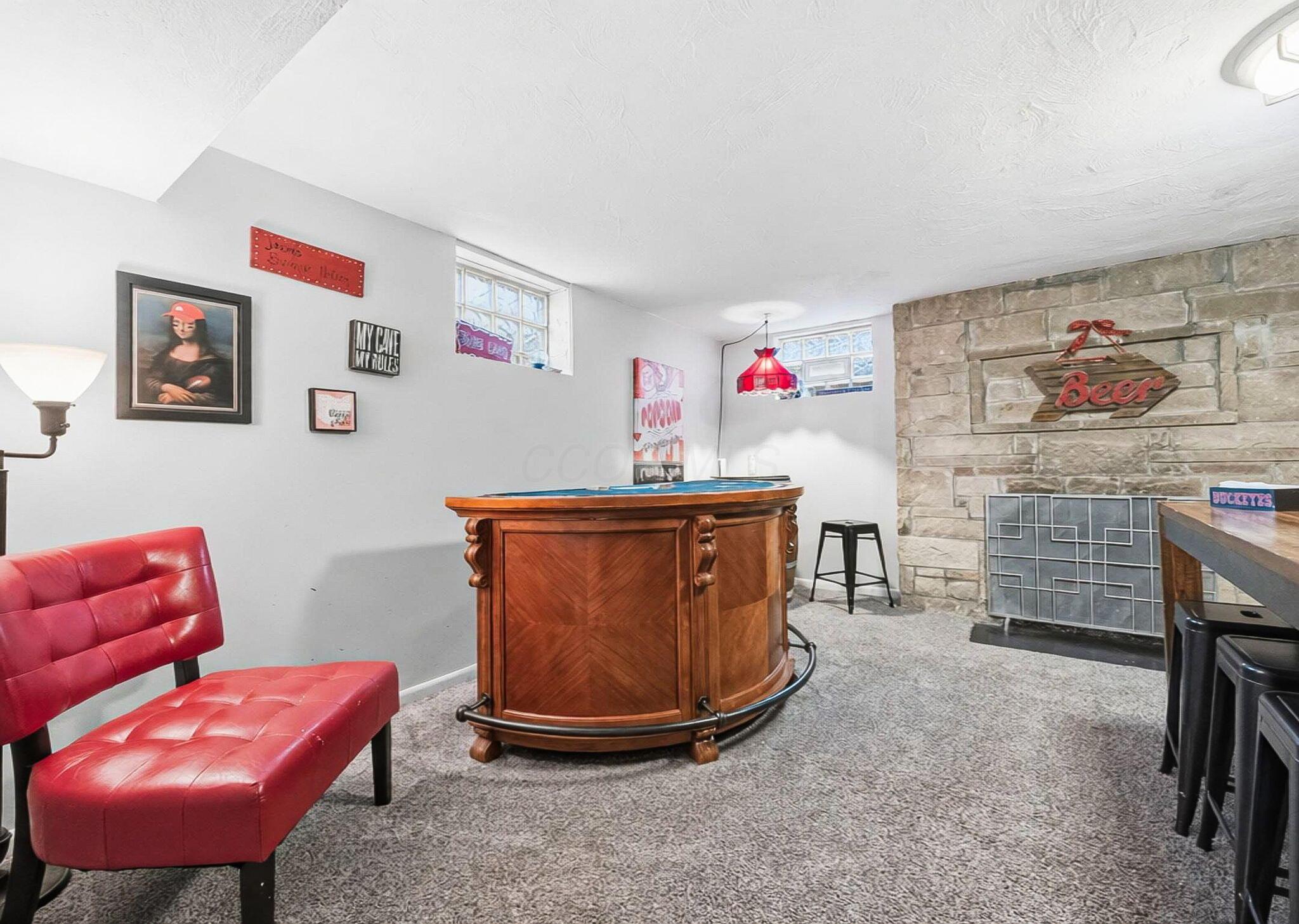 2808 E Broad Street Property Photo 42