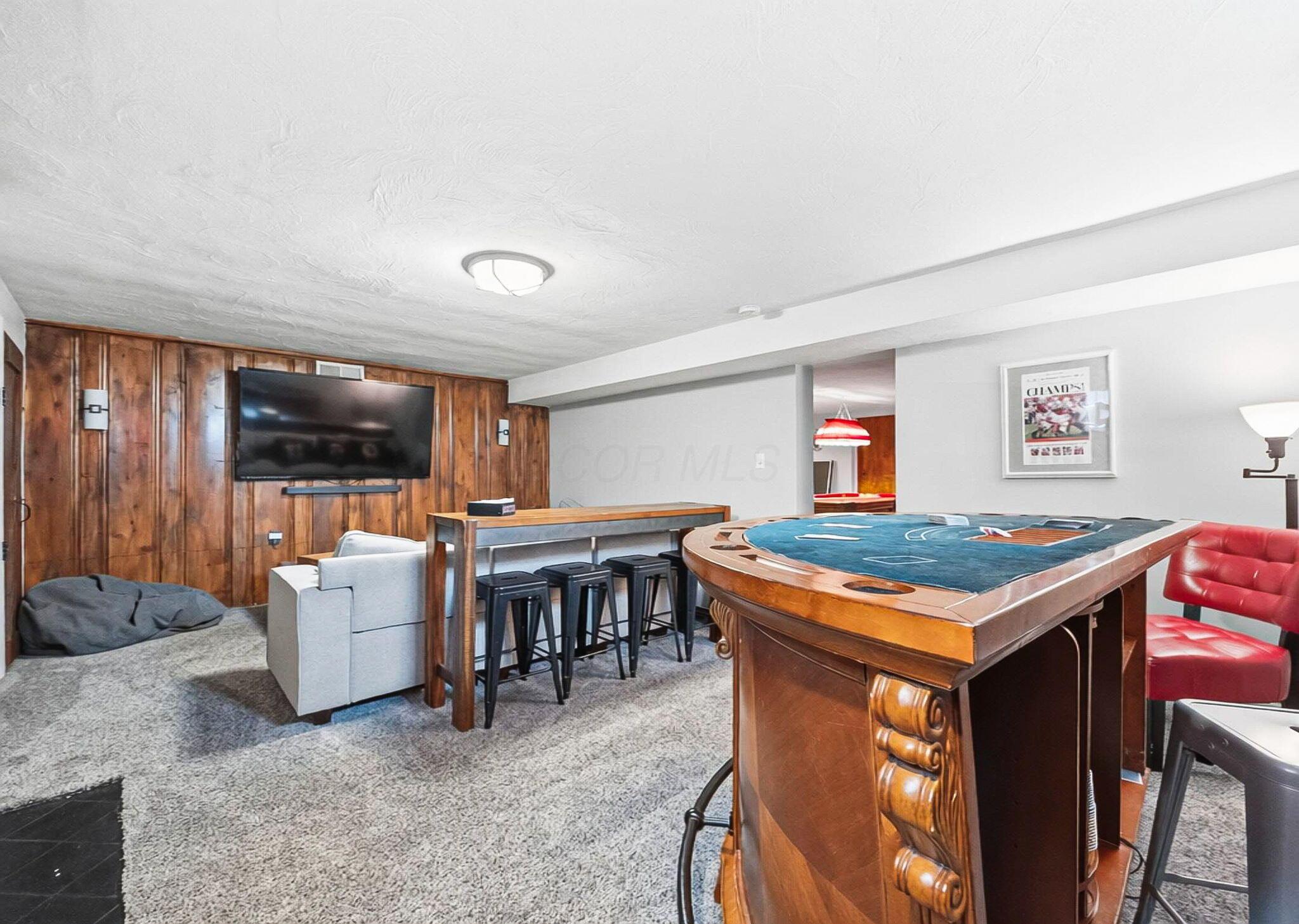 2808 E Broad Street Property Photo 44