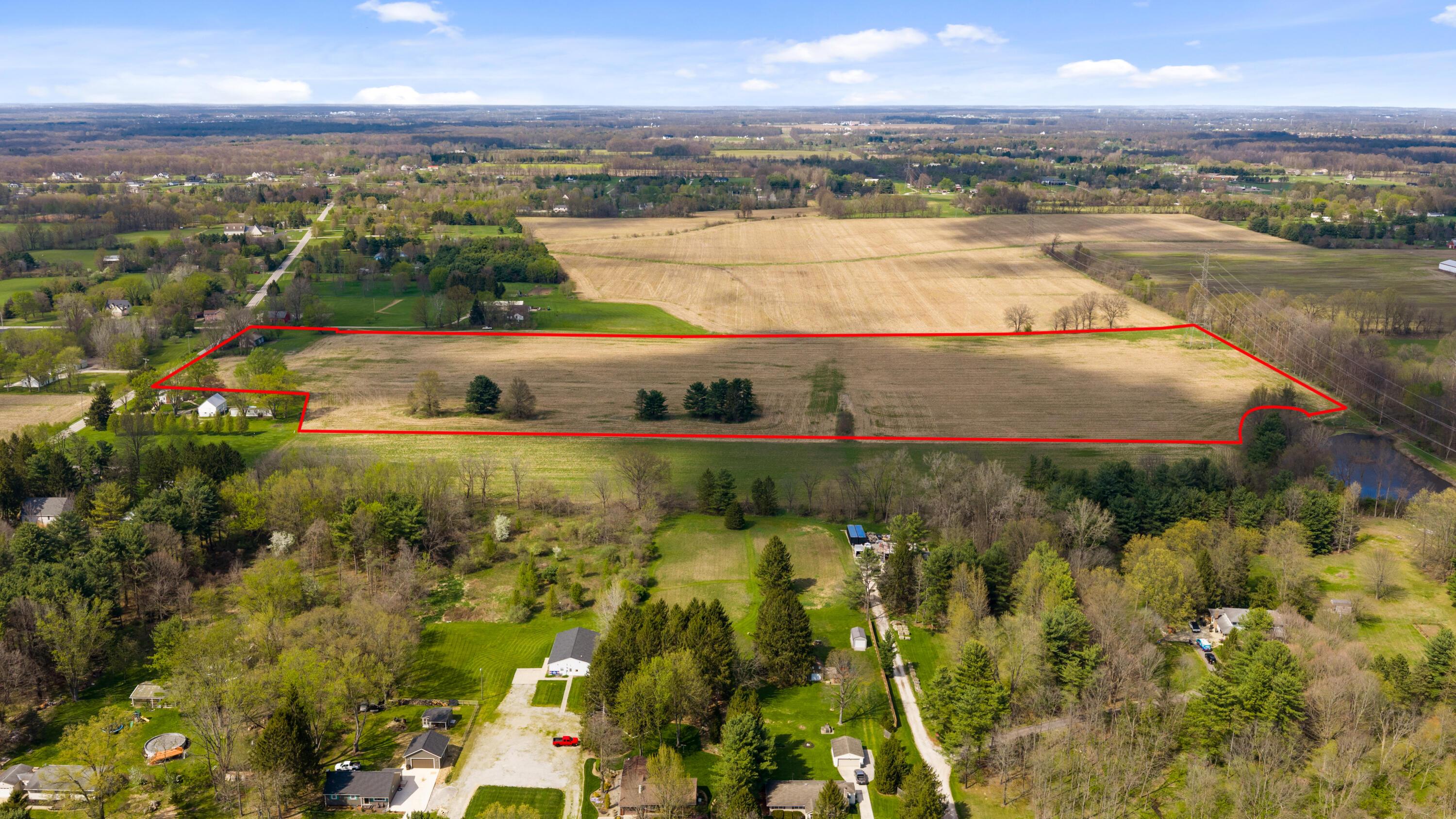 5717 Harlem Road Property Photo 4