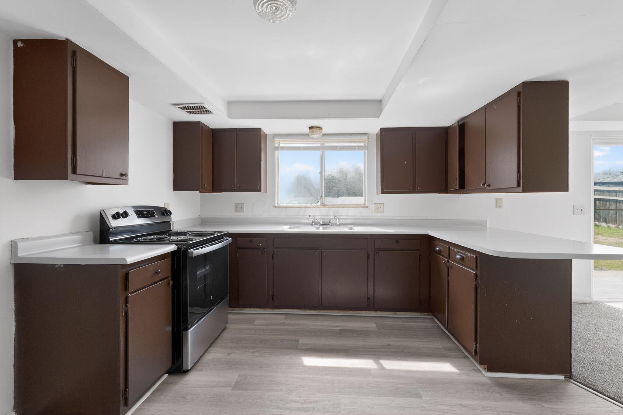 3669 Paris Boulevard Property Photo 18