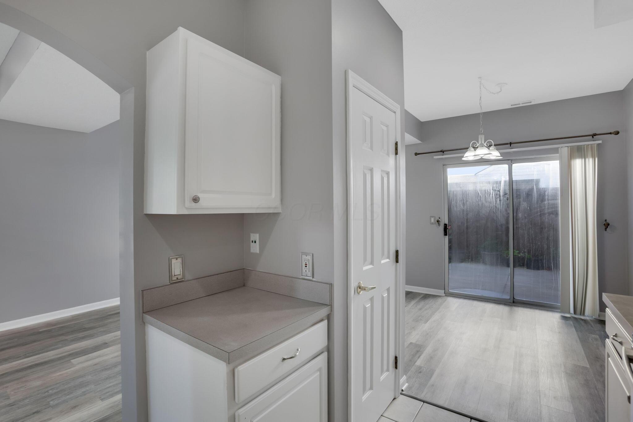 4943 Albany Meadow Property Photo 11