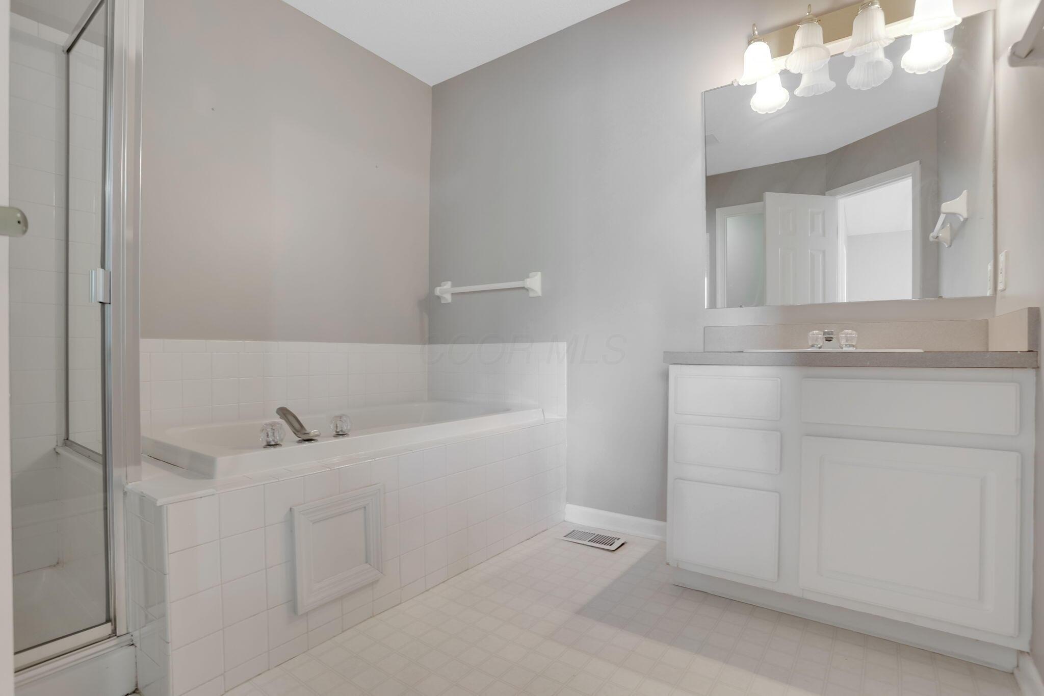 4943 Albany Meadow Property Photo 25