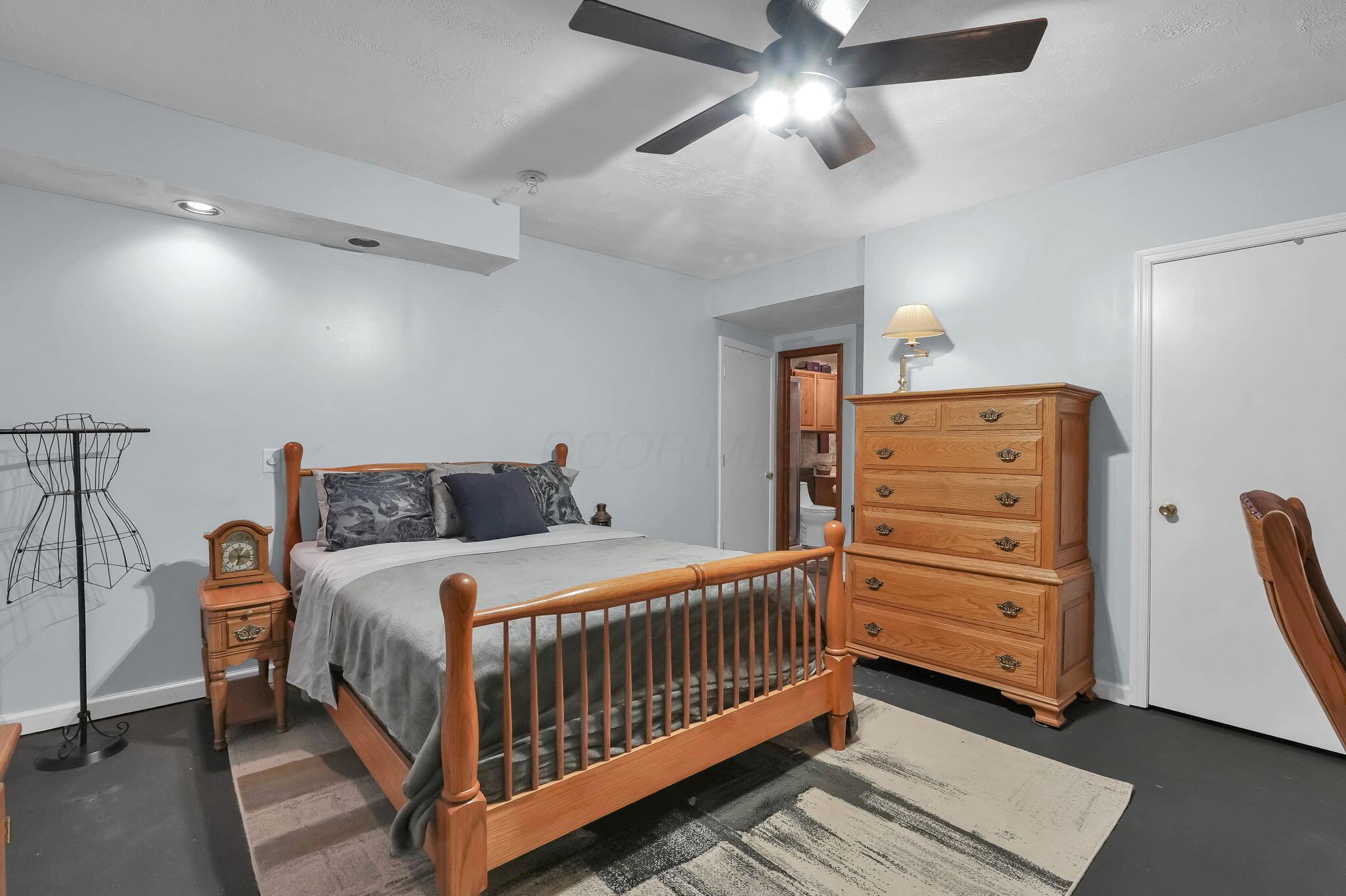 34 Ledgewood Drive Property Photo 43