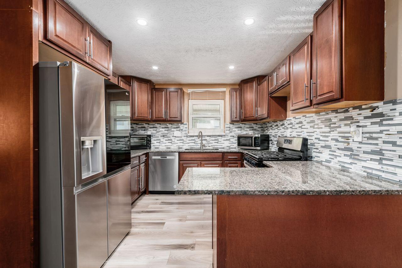 1914 Walden Drive Property Photo 11