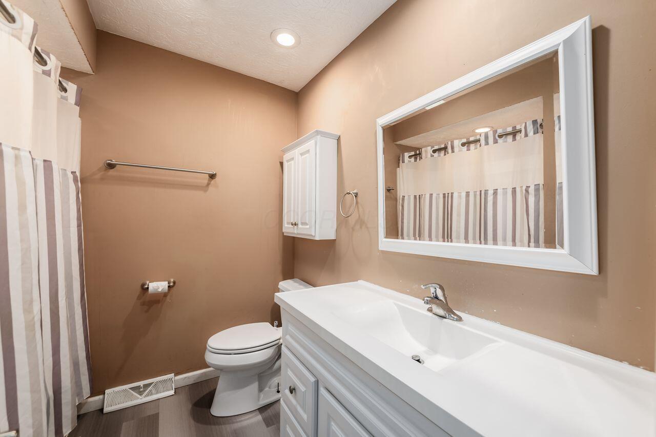 1914 Walden Drive Property Photo 23