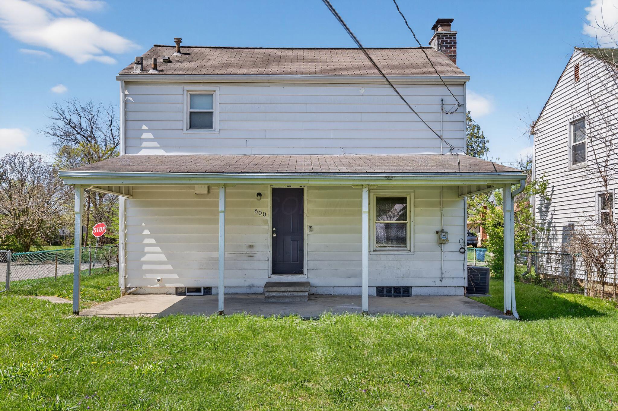 600 S Hampton Road Property Photo 1