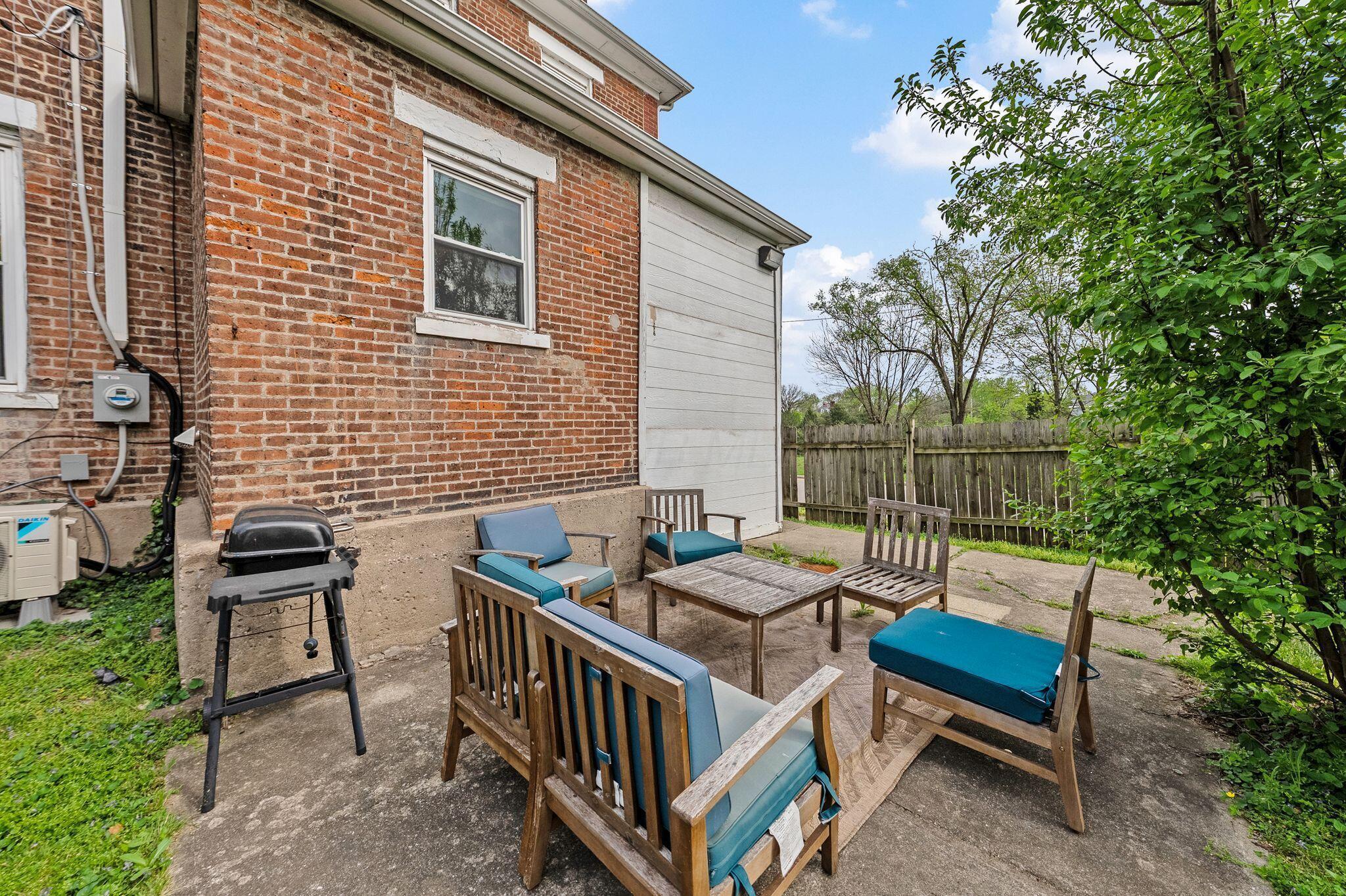 561 Wilson Avenue Property Photo 43