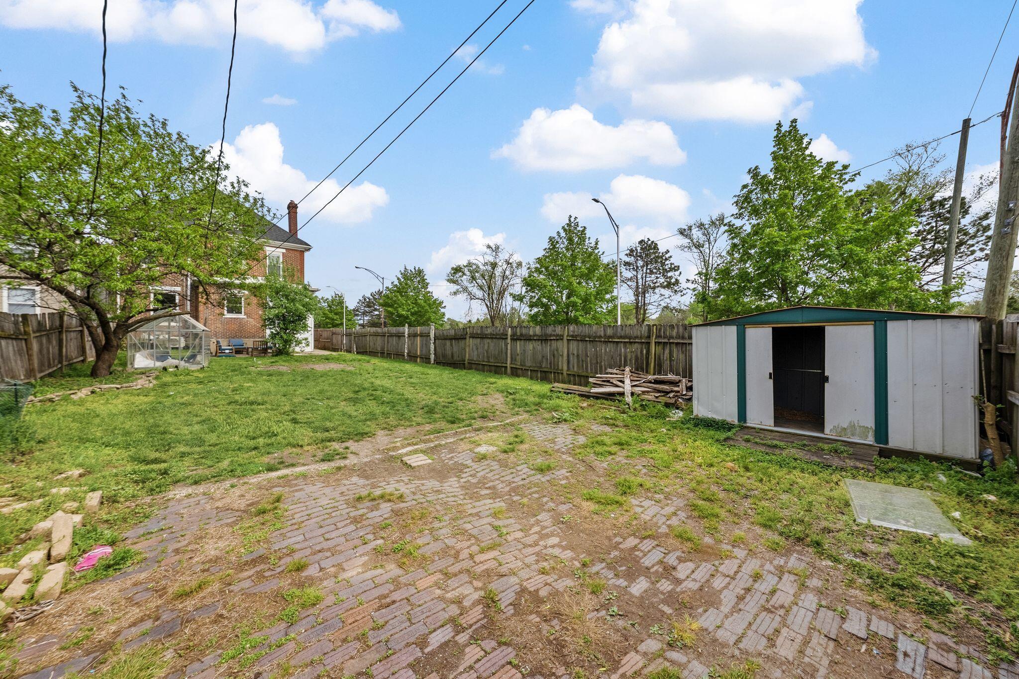 561 Wilson Avenue Property Photo 44