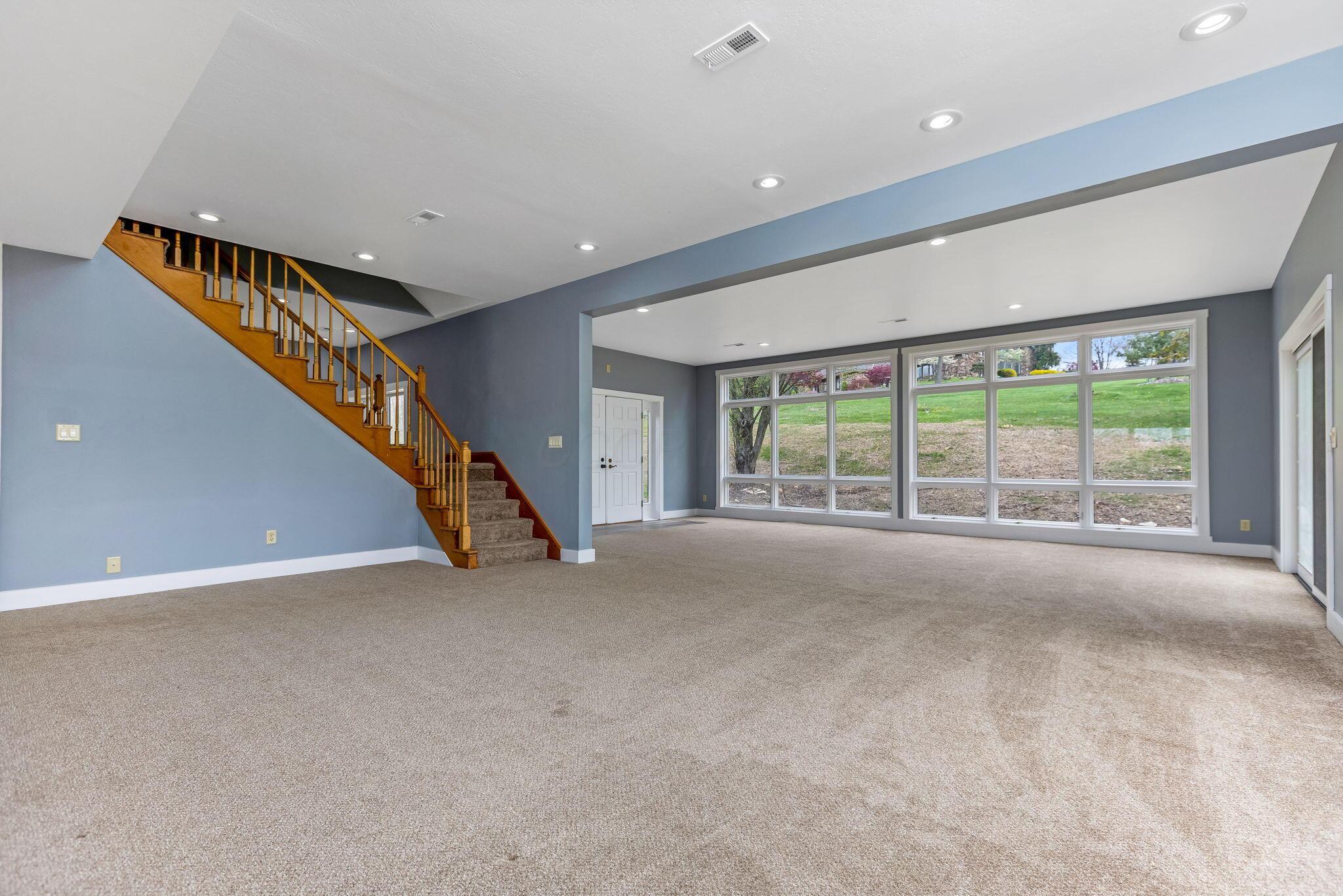 3388 Meadow Road Property Photo 10