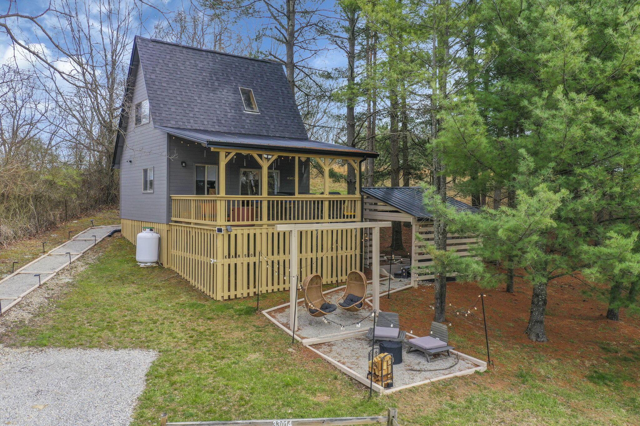 226012427 Property Photo 2