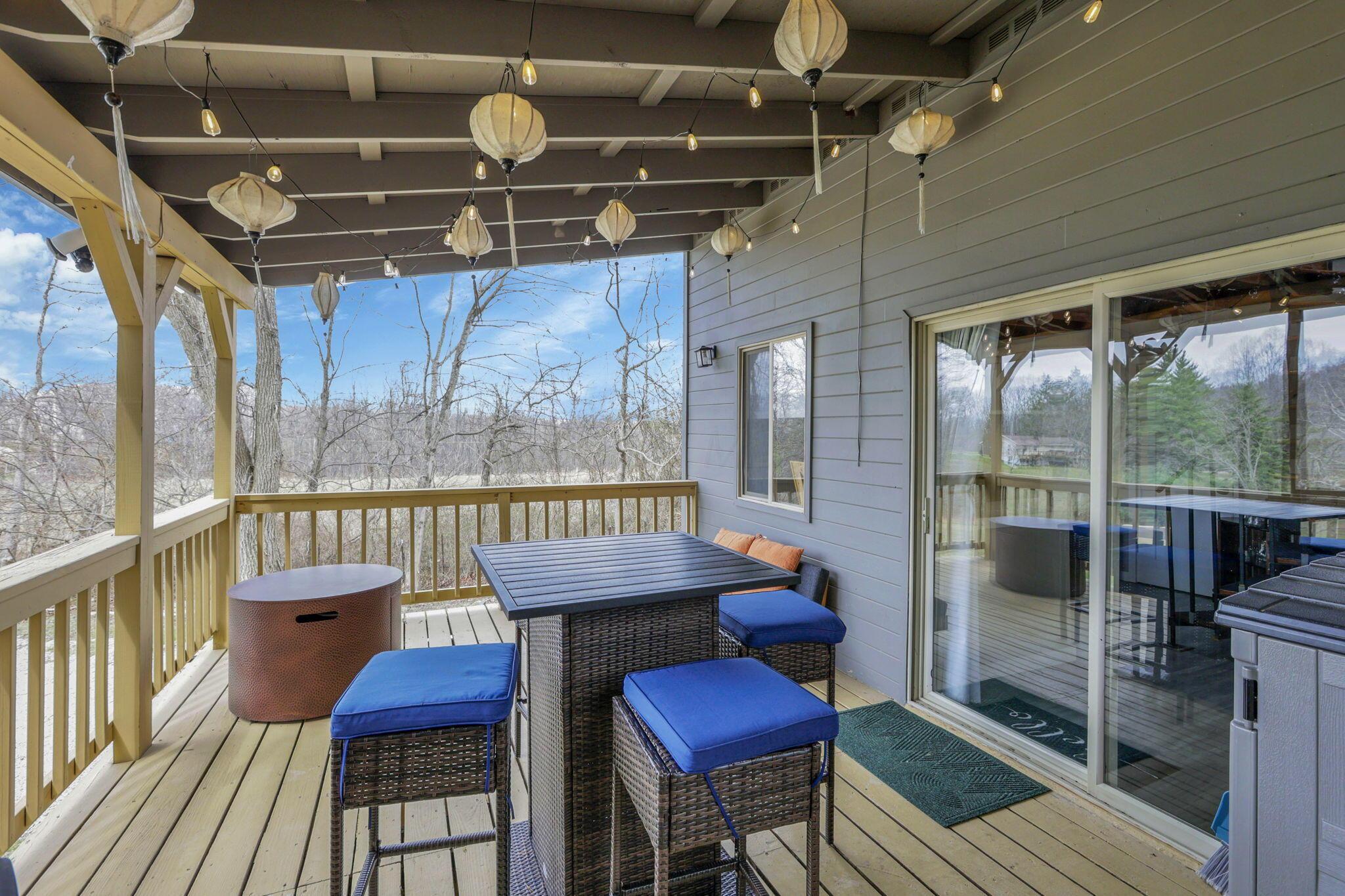 226012427 Property Photo 6