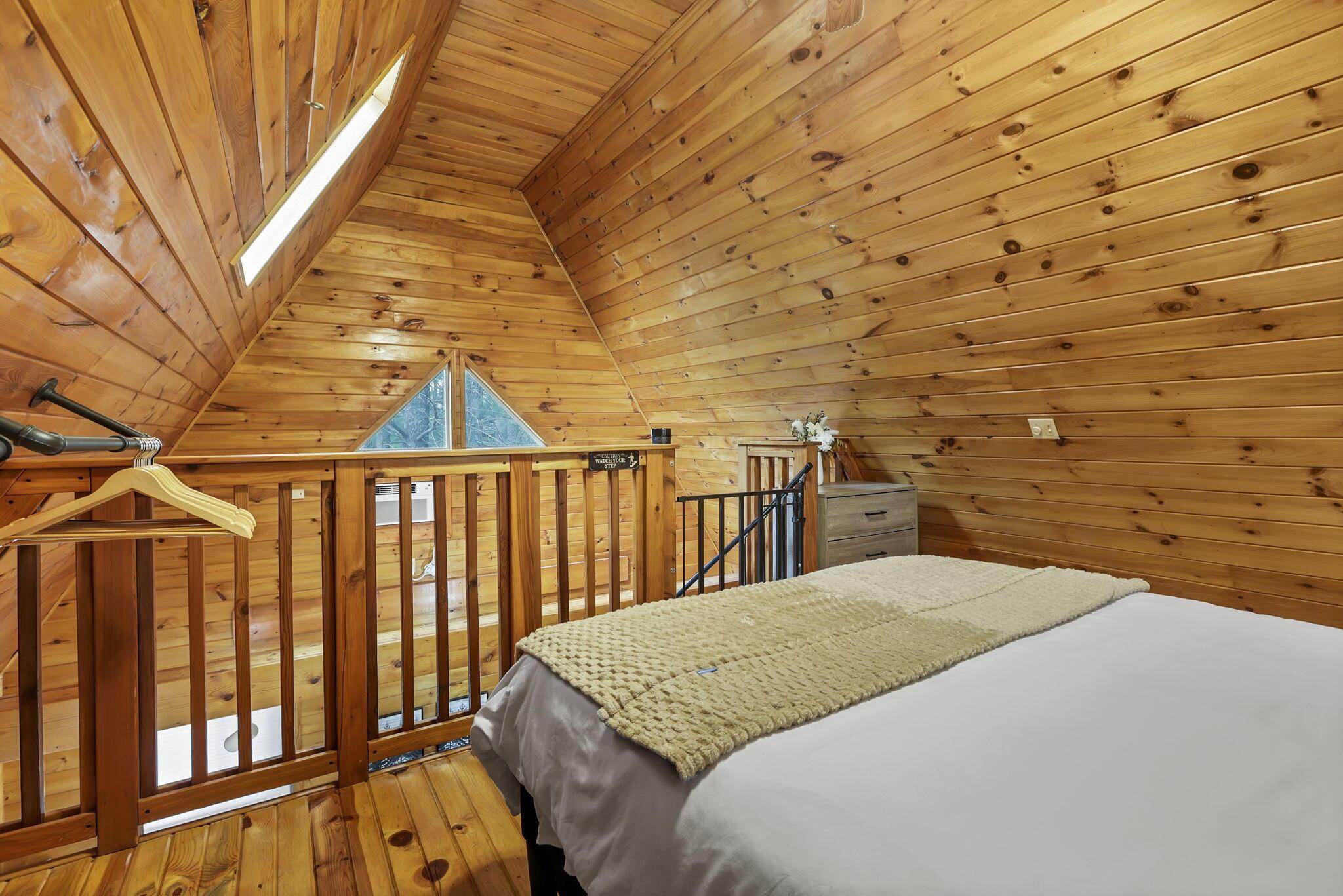 226012427 Property Photo 41