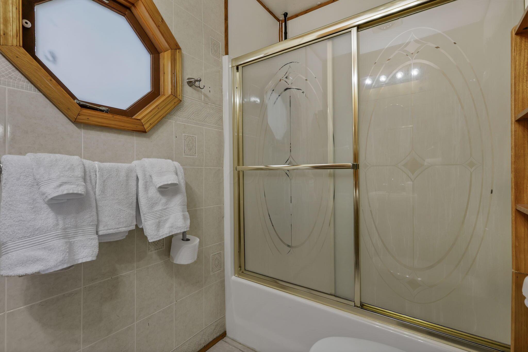 226012427 Property Photo 60