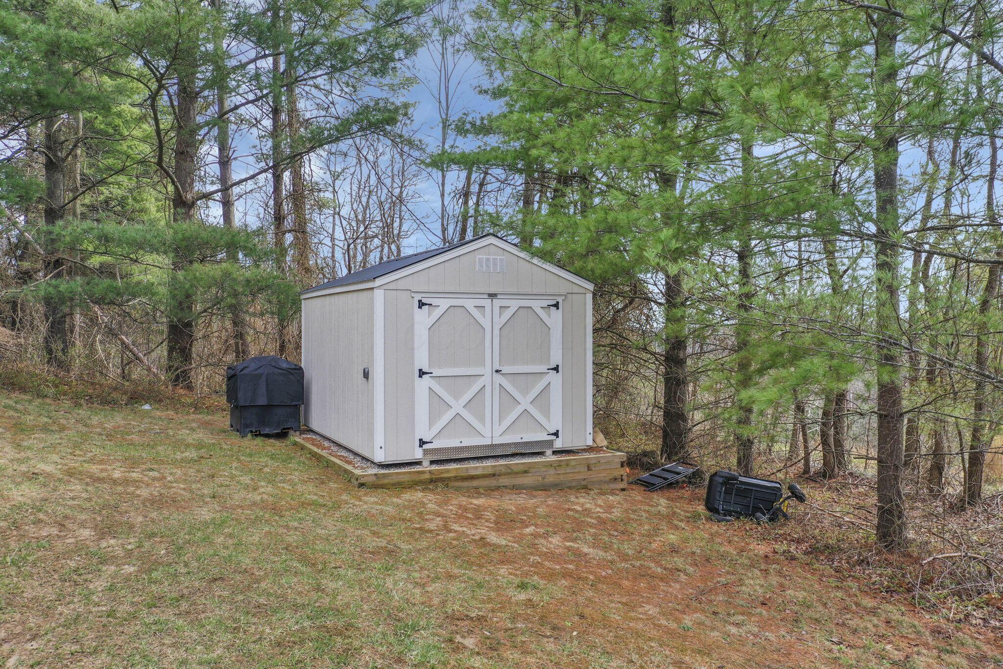 226012427 Property Photo 68