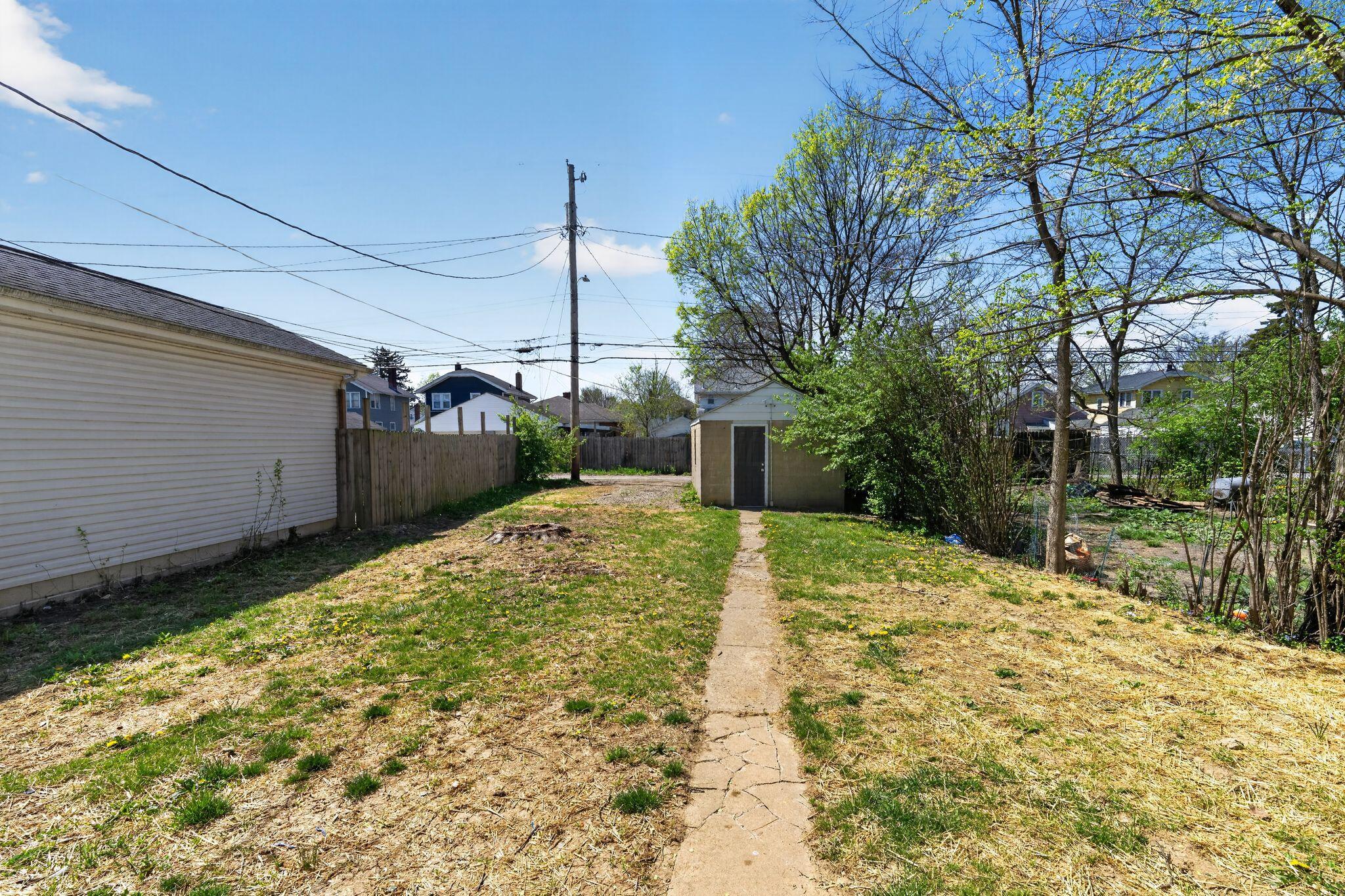 529 Larcomb Avenue Property Photo 7