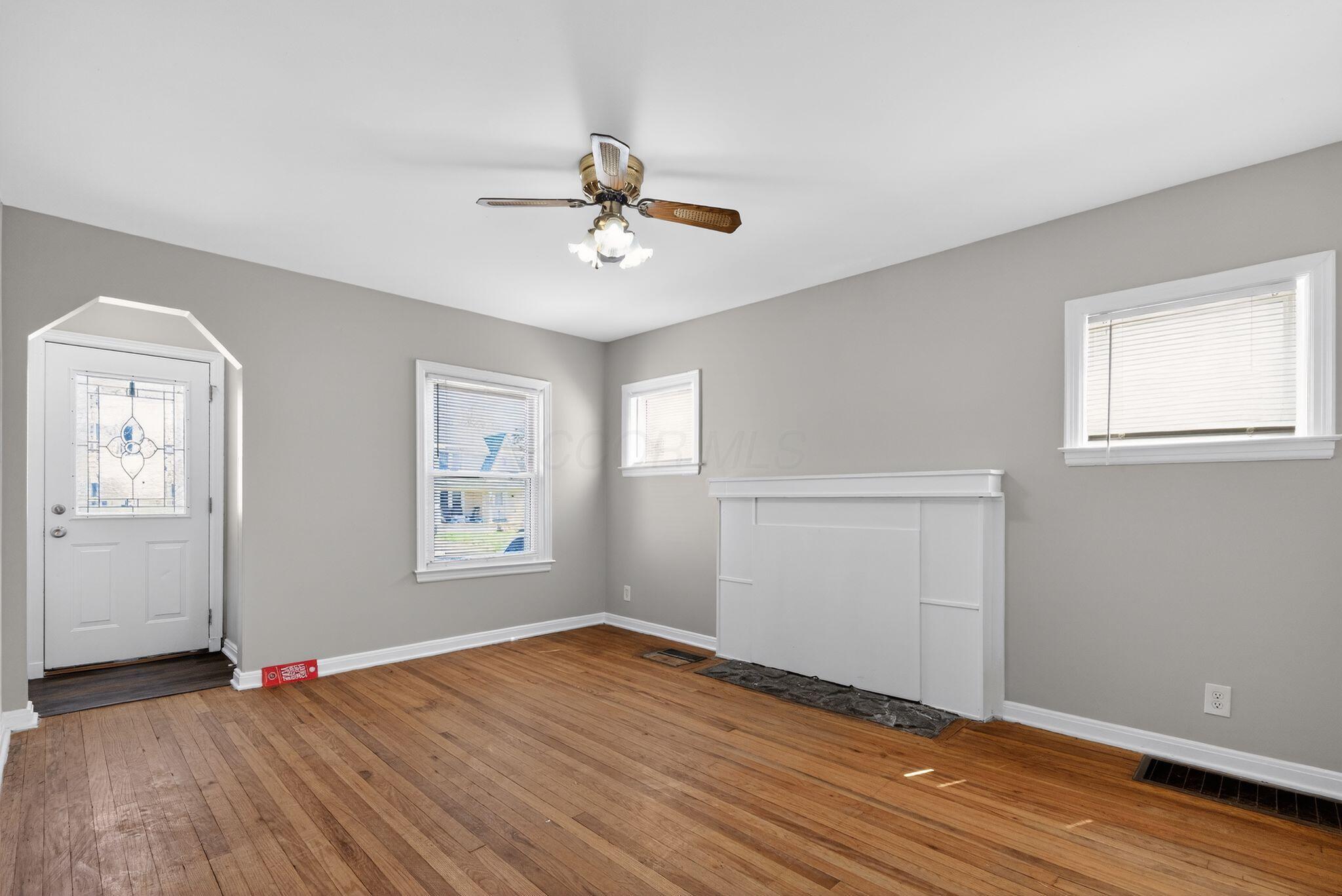 529 Larcomb Avenue Property Photo 9