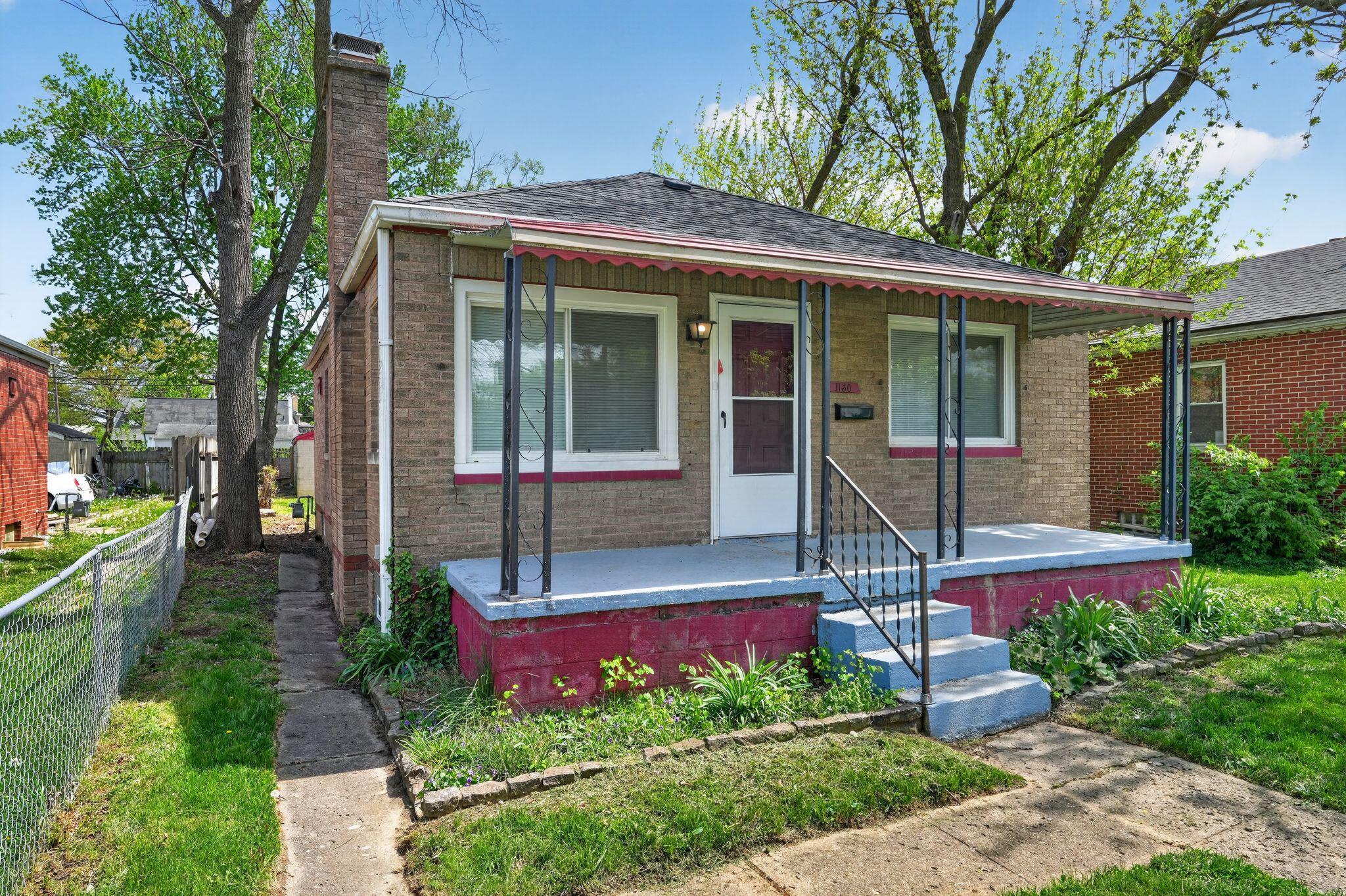 1130 Studer Avenue Property Photo 9