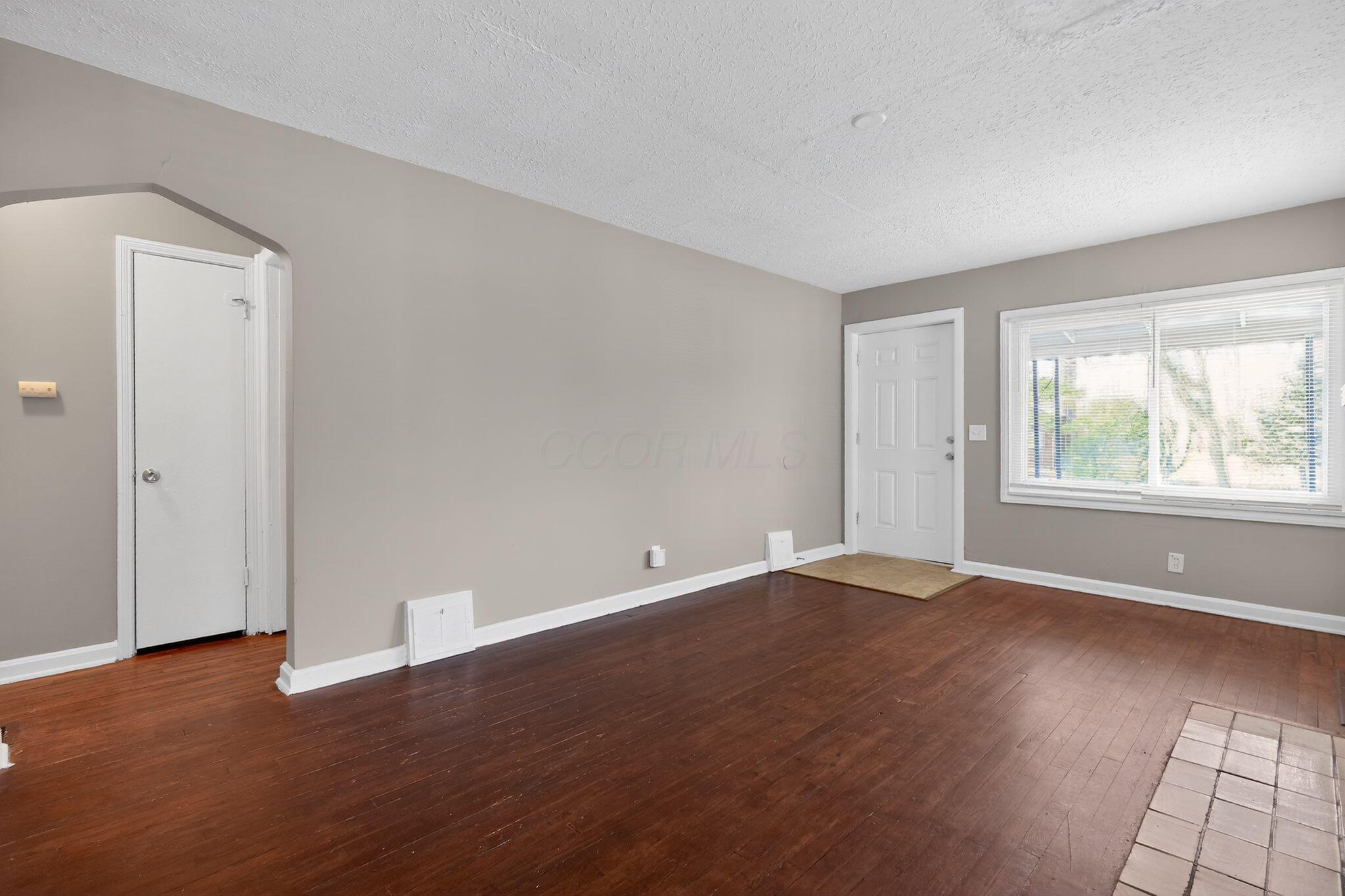1130 Studer Avenue Property Photo 10