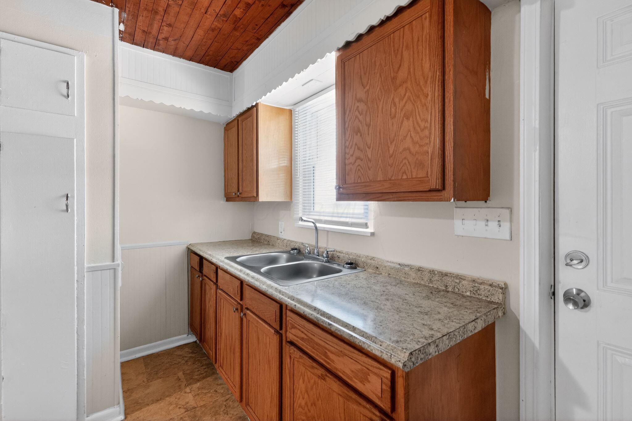 1130 Studer Avenue Property Photo 17