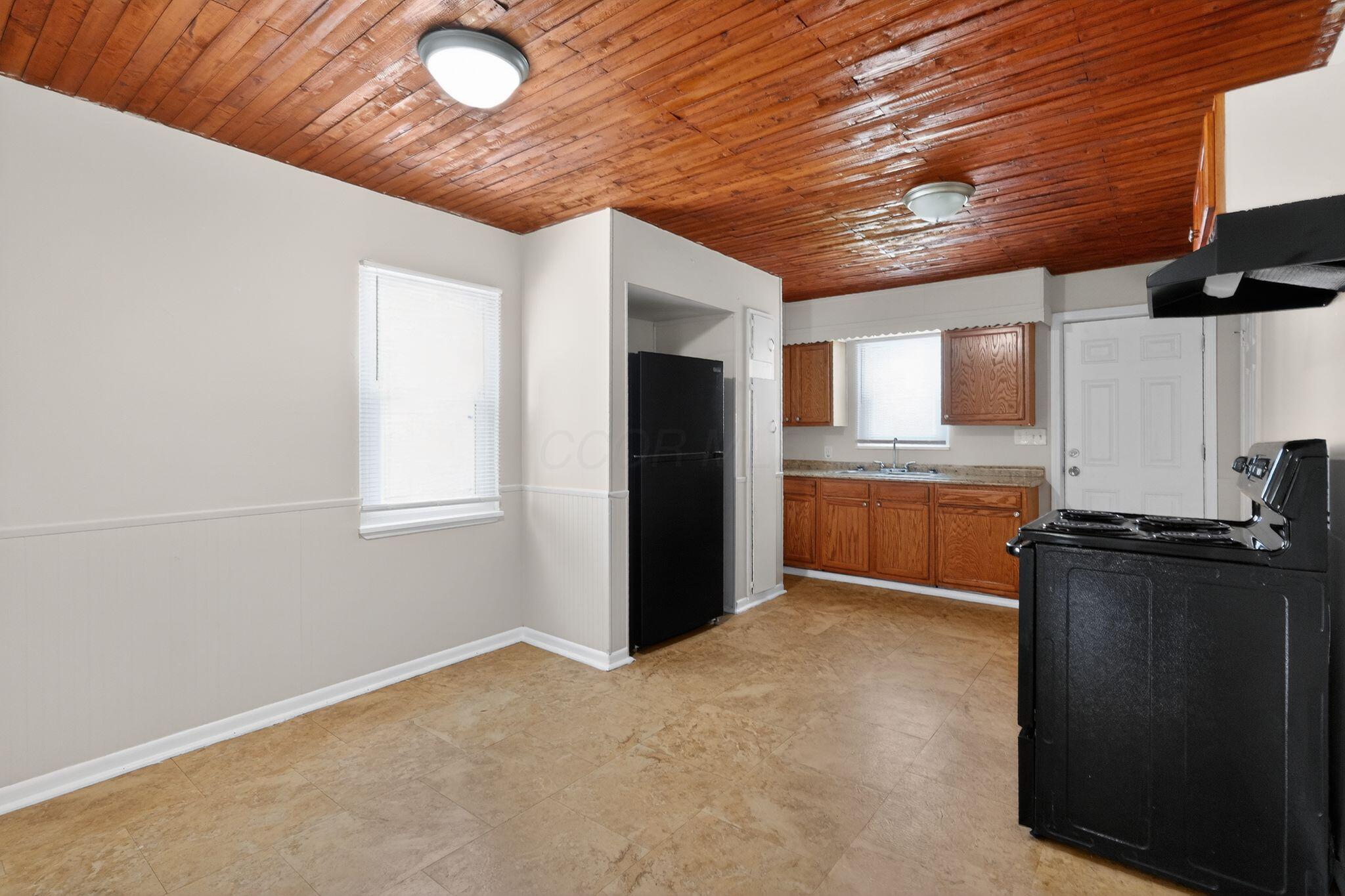 1130 Studer Avenue Property Photo 18