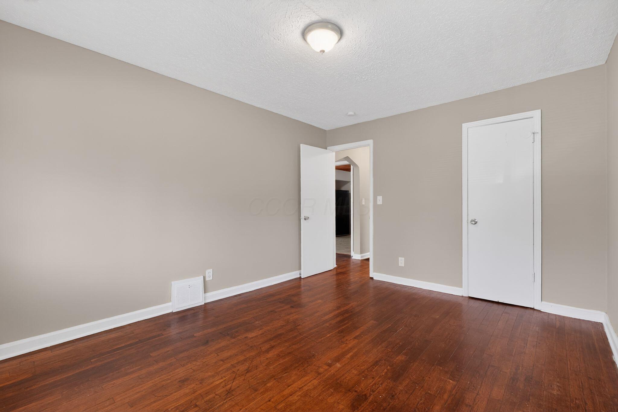 1130 Studer Avenue Property Photo 22