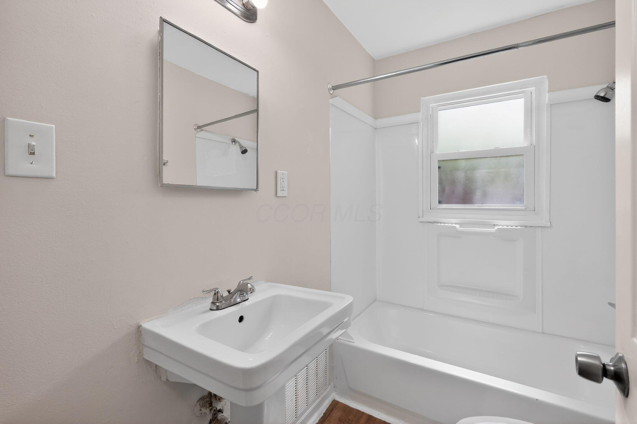 1130 Studer Avenue Property Photo 24