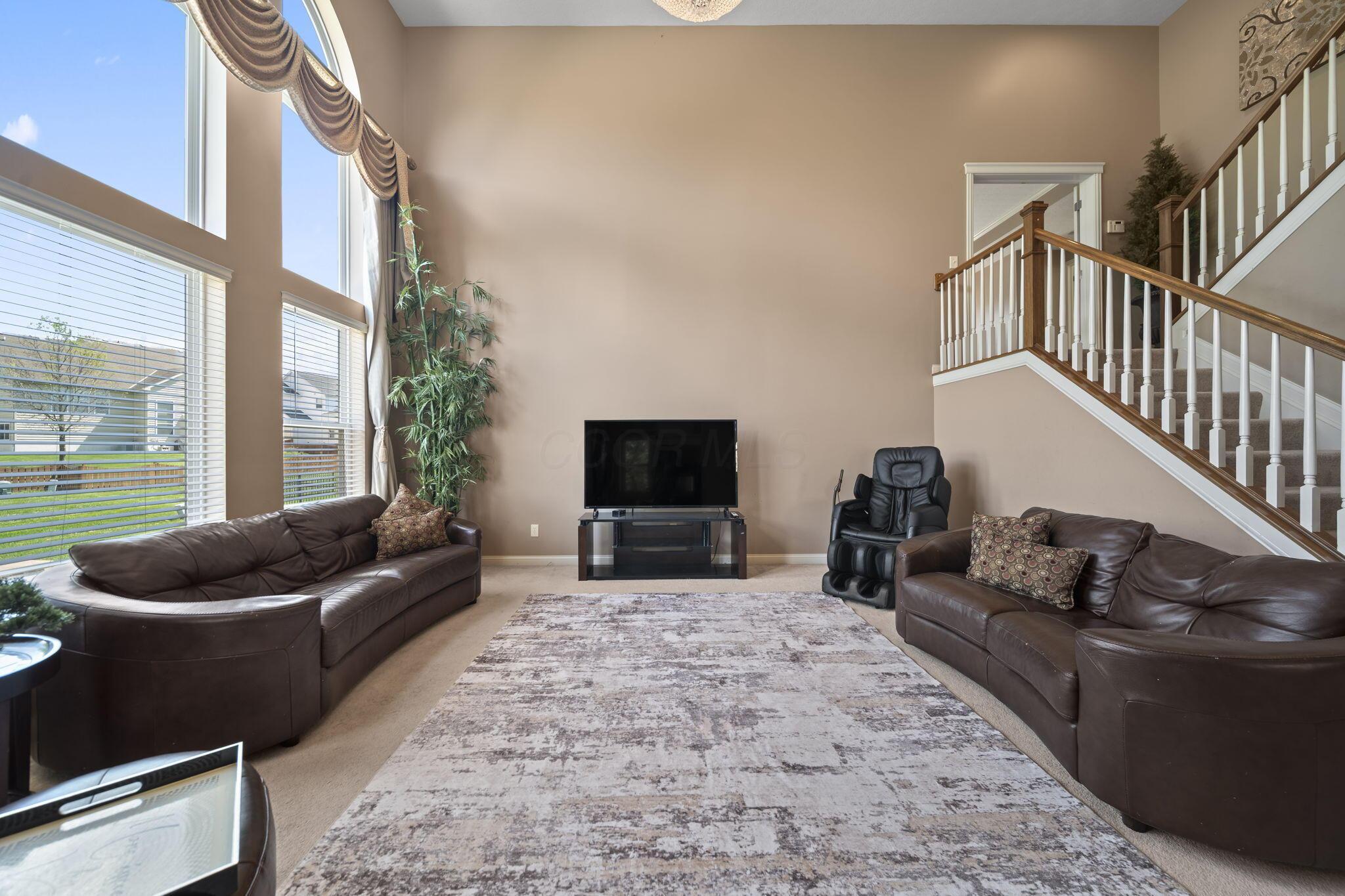 6571 Scioto Chase Boulevard Property Photo 5