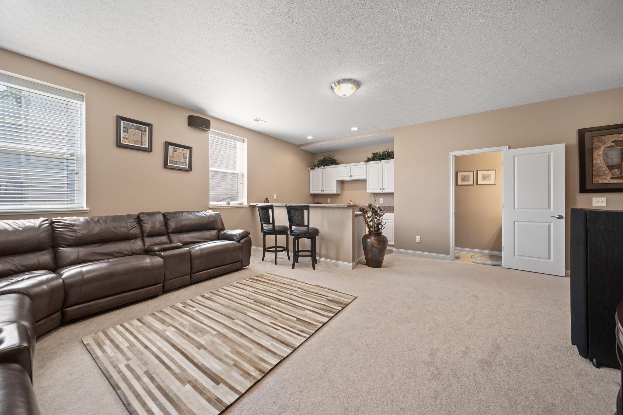 6571 Scioto Chase Boulevard Property Photo 37