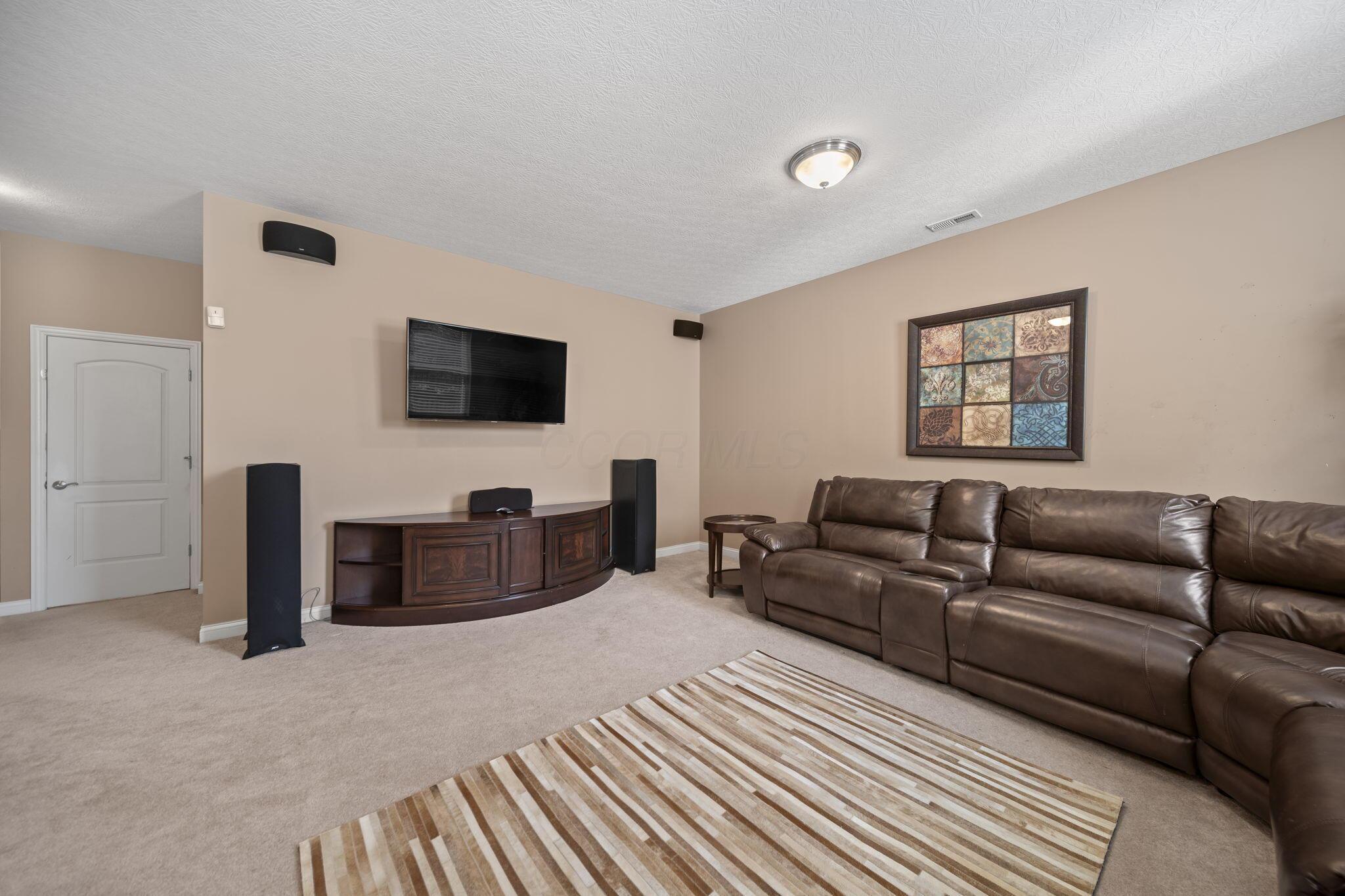 6571 Scioto Chase Boulevard Property Photo 38