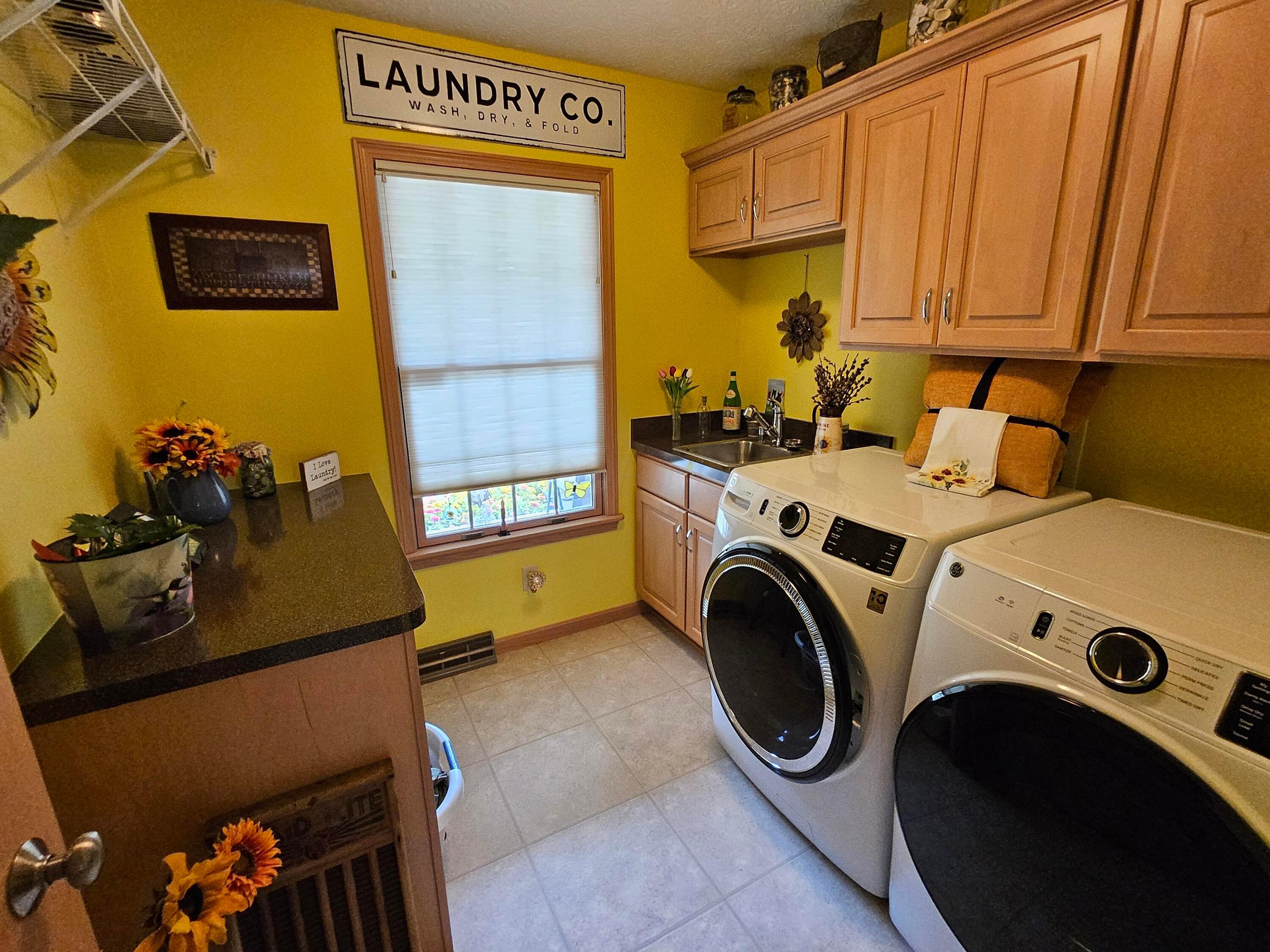 1123 Hillcrest Drive Property Photo 14
