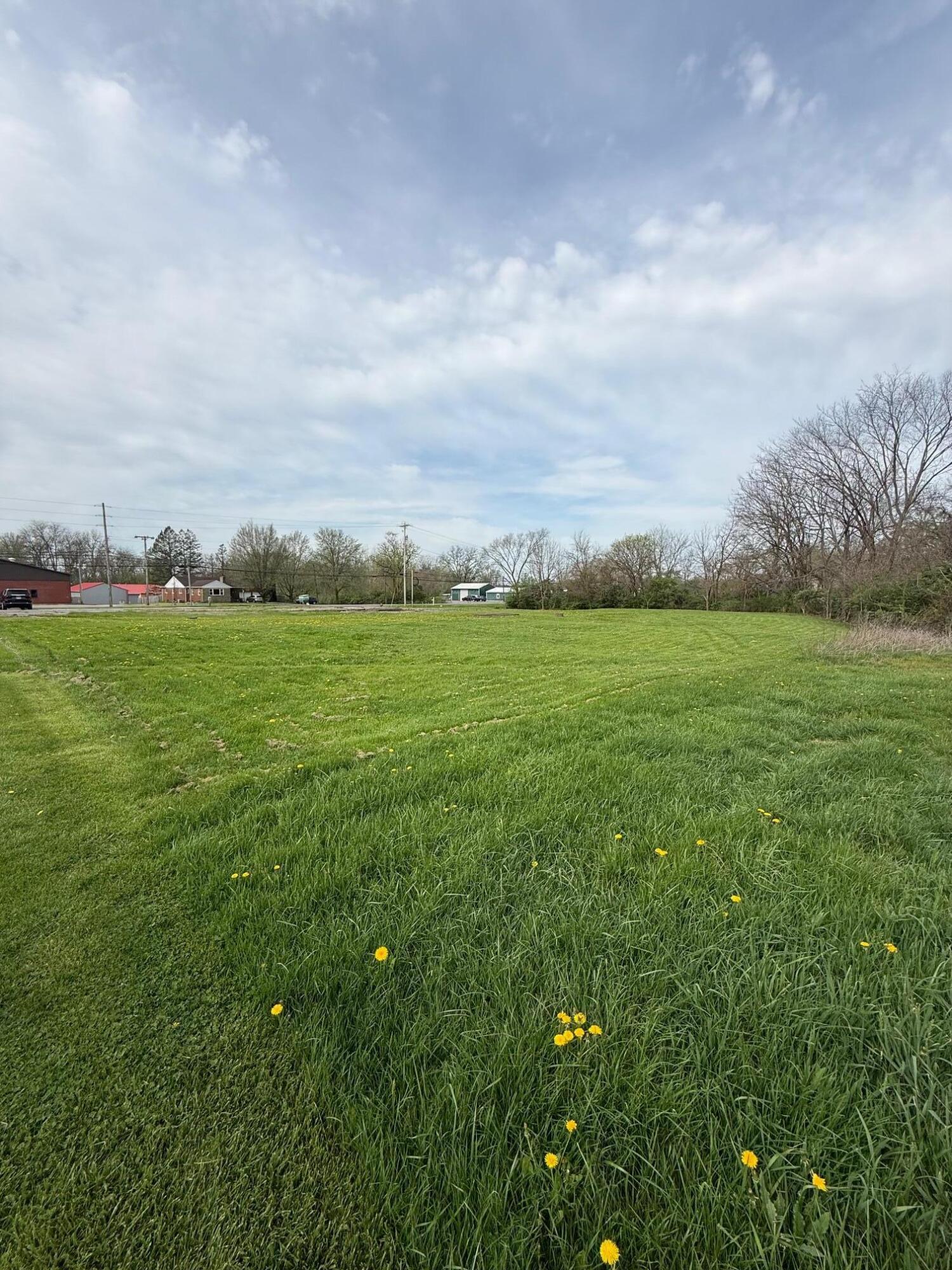 135 E High Street Property Photo 6
