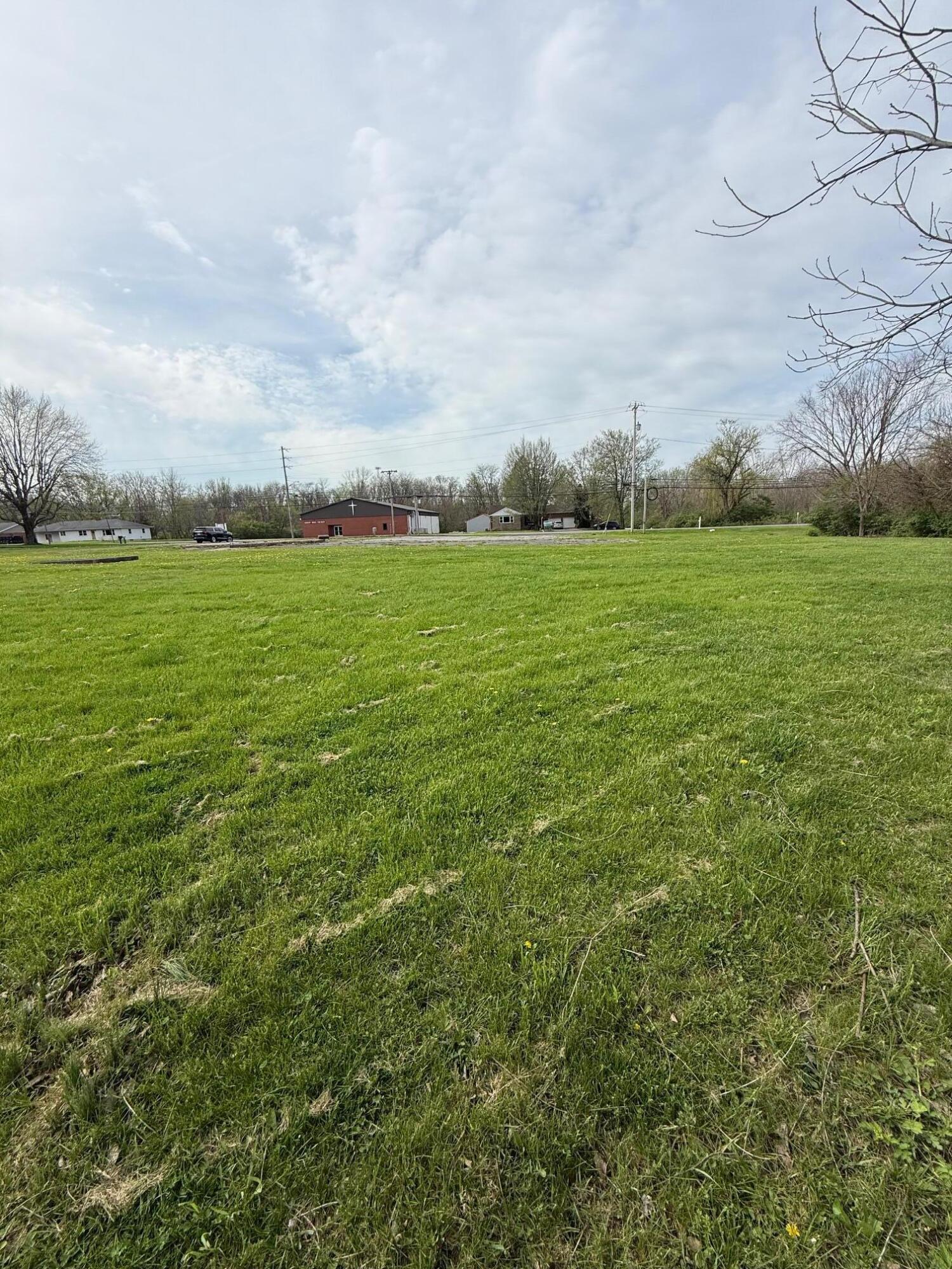 135 E High Street Property Photo 7