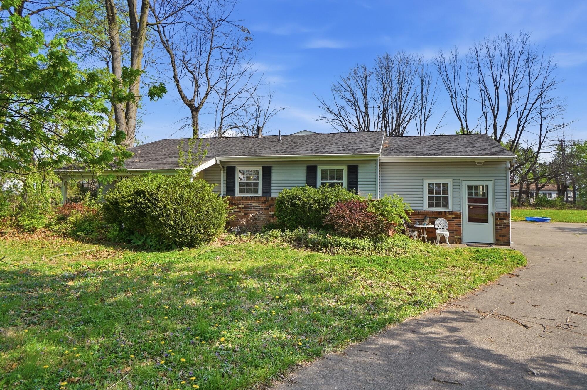 2318 Rodger Road Property Photo 1