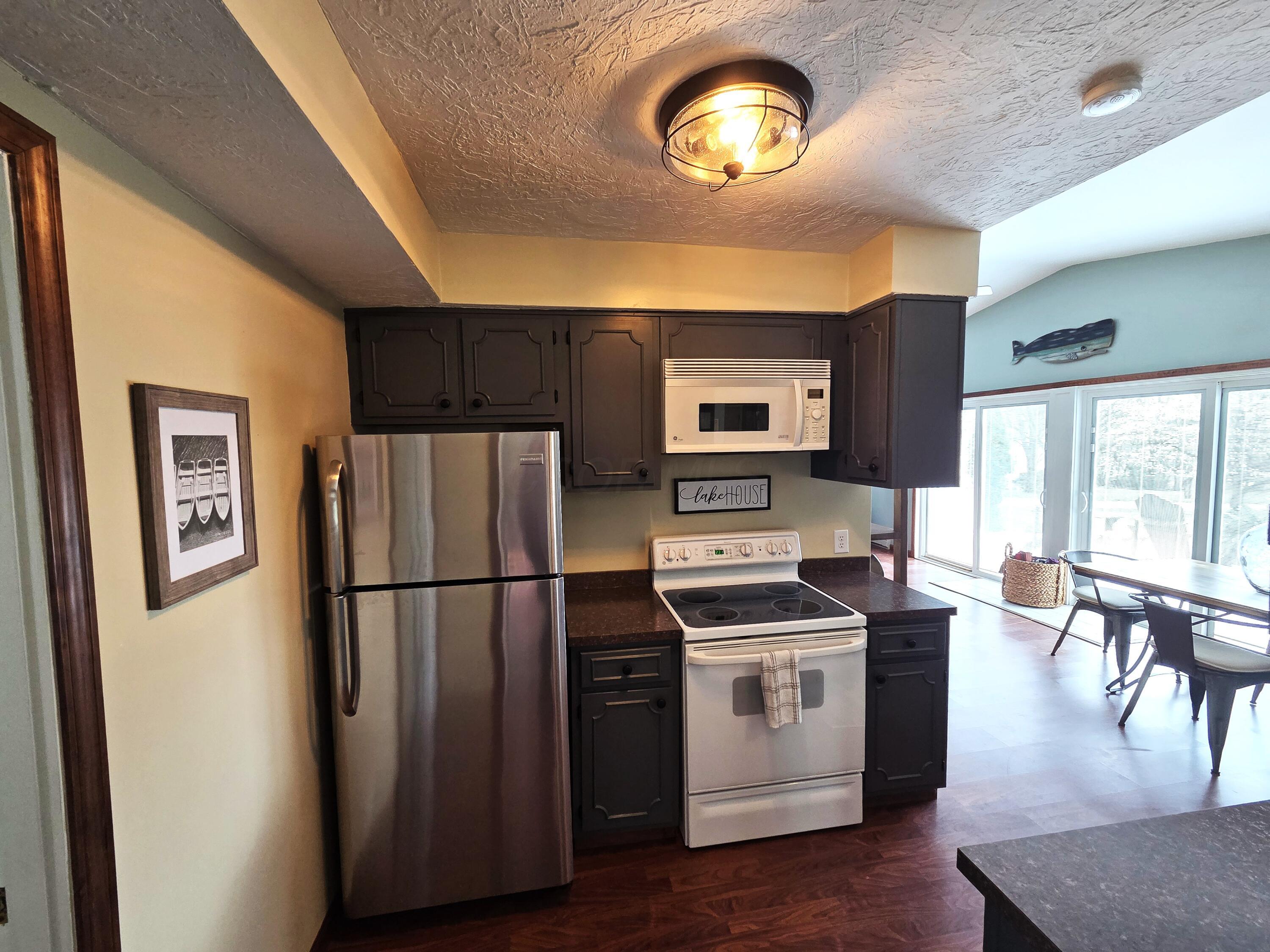 75 Appleview Court Property Photo 27