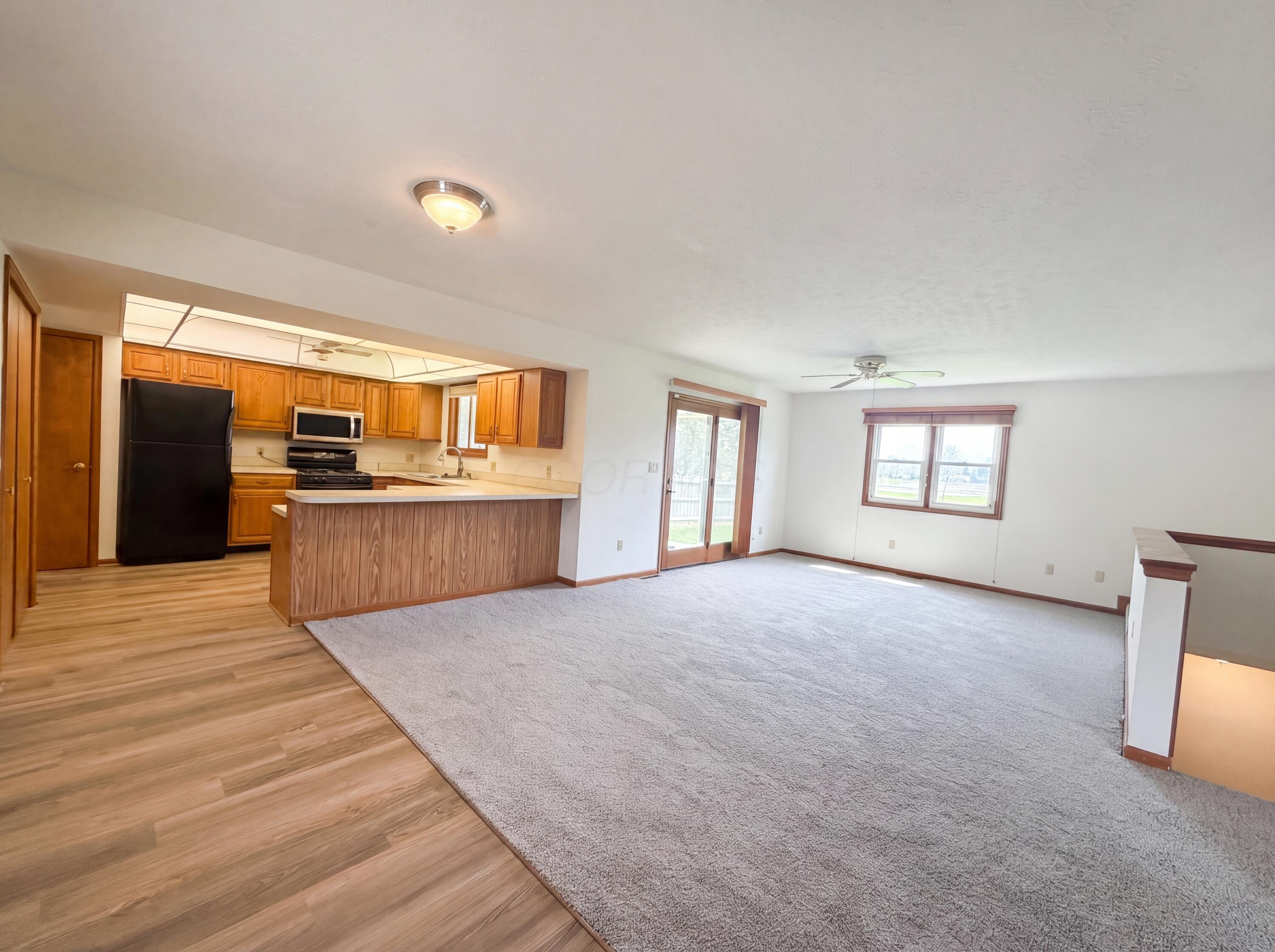 610 Executive Boulevard Property Photo 3