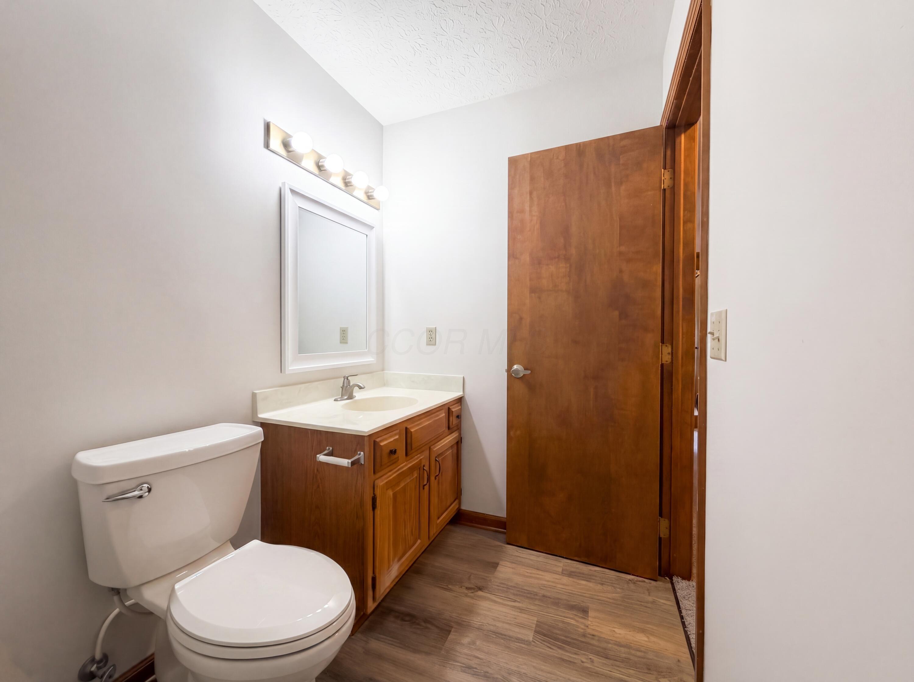 610 Executive Boulevard Property Photo 18