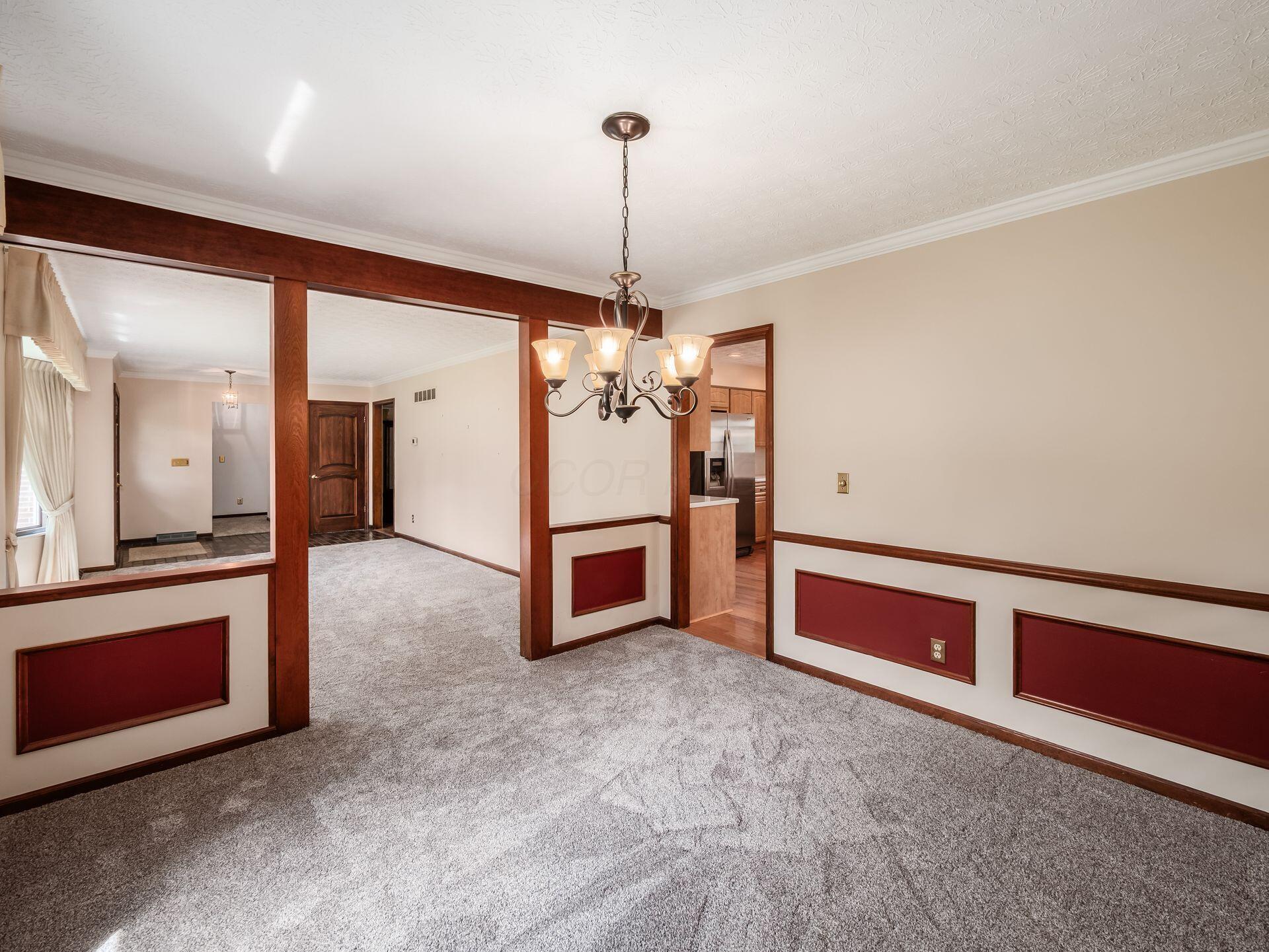2434 Carriage Road Property Photo 13