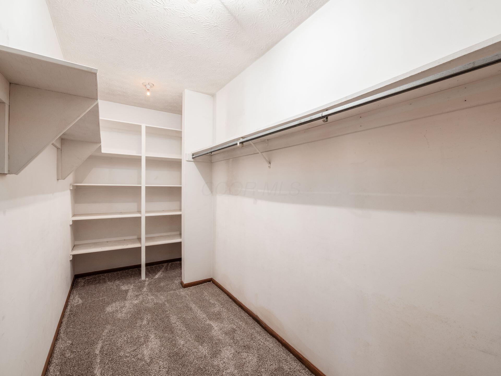 2434 Carriage Road Property Photo 43