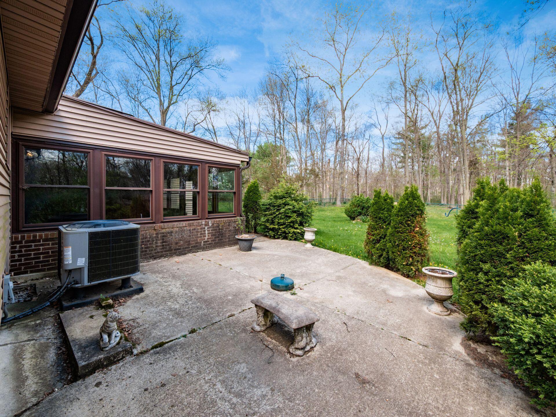 2434 Carriage Road Property Photo 49