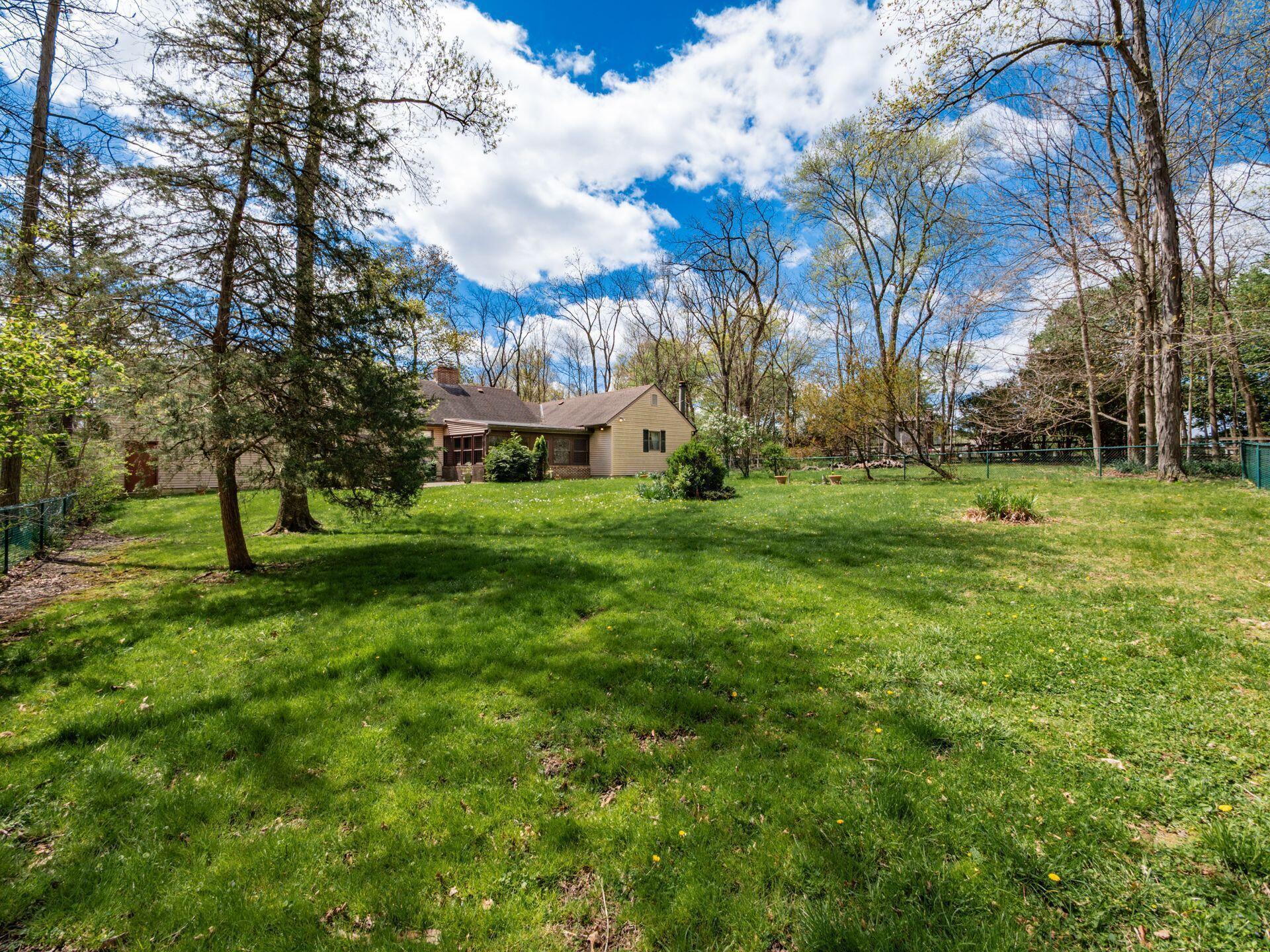 2434 Carriage Road Property Photo 53