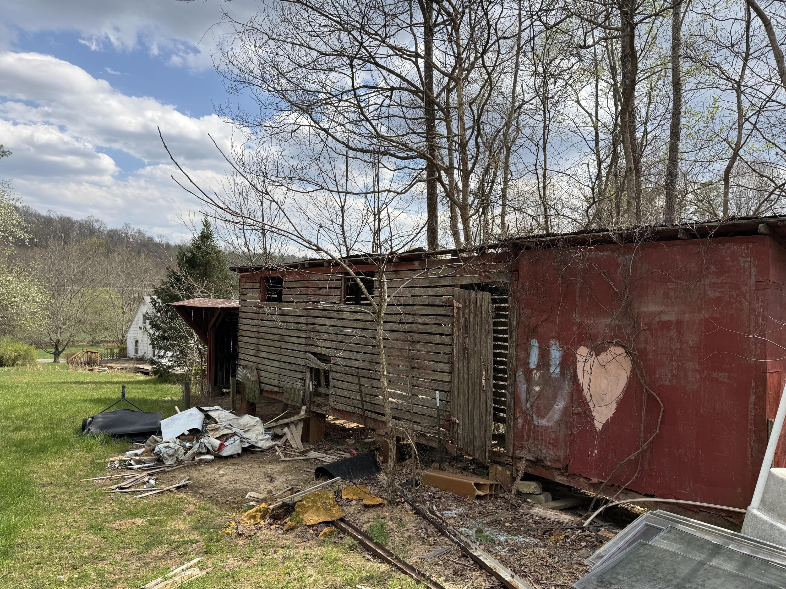 22380 State Route 180 Property Photo 5