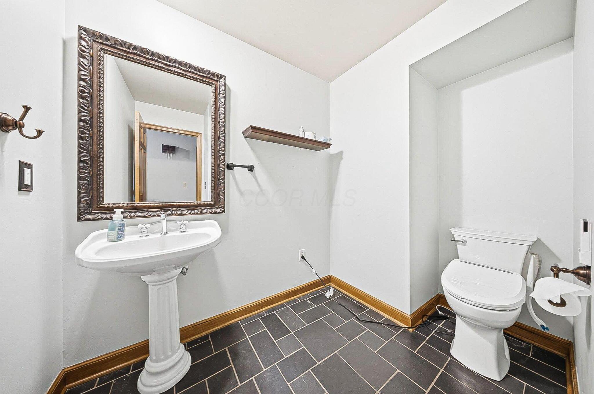 5050 Clark Shaw Road Property Photo 17